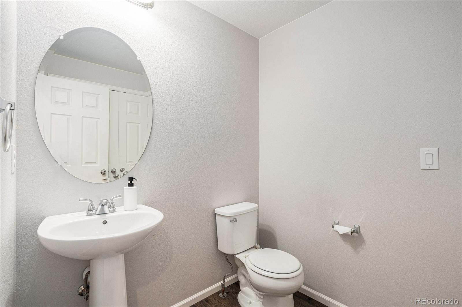 MLS Image #8 for 16128 e elk drive ,denver, Colorado