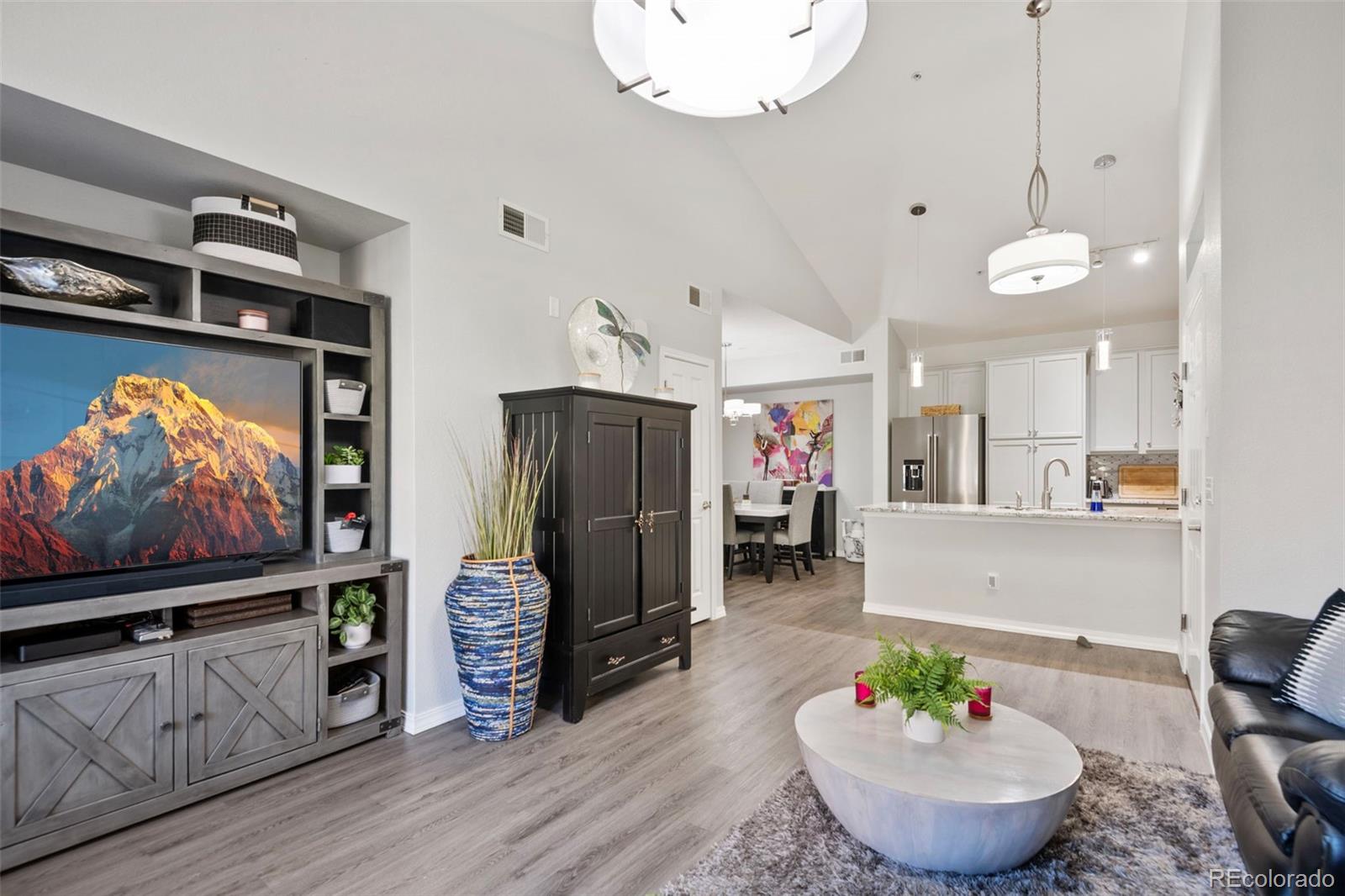 MLS Image #8 for 10061 w victoria place 208,littleton, Colorado