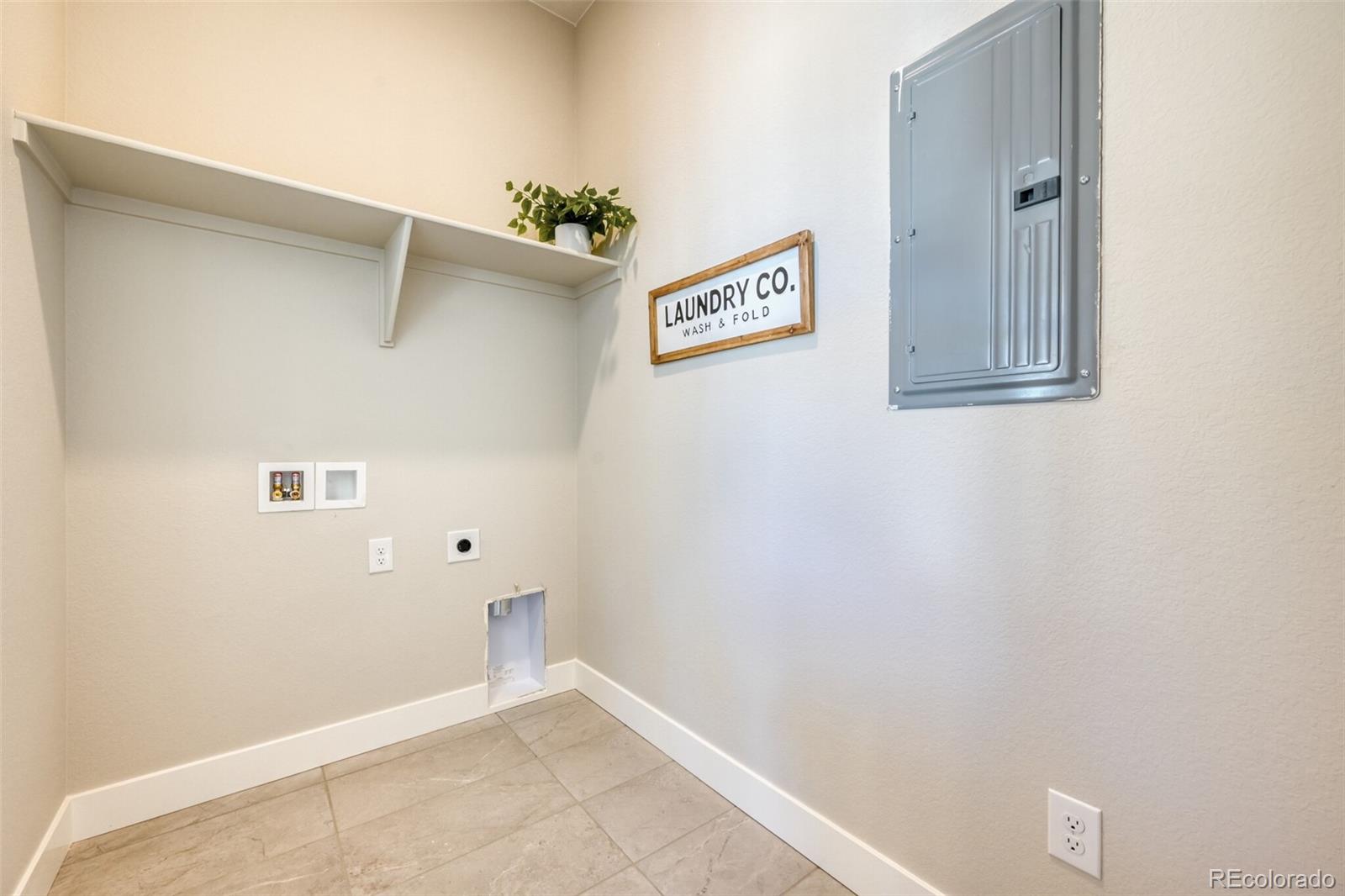 MLS Image #22 for 1928  grayside circle ,castle rock, Colorado