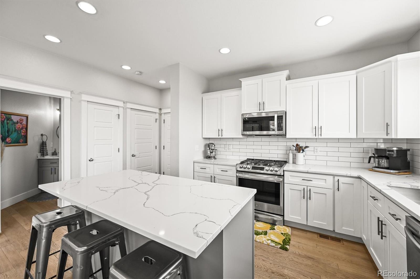 MLS Image #14 for 10227  norfolk street,commerce city, Colorado