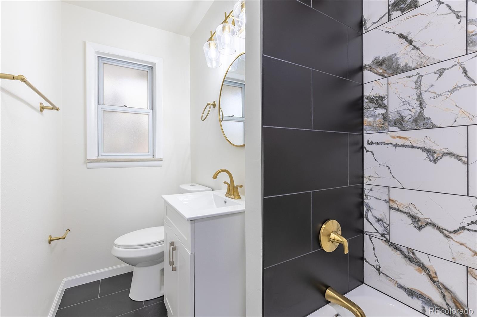 MLS Image #15 for 2820 s ivanhoe street,denver, Colorado