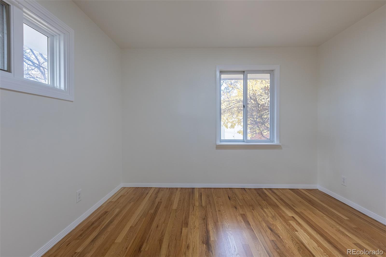 MLS Image #18 for 2820 s ivanhoe street,denver, Colorado