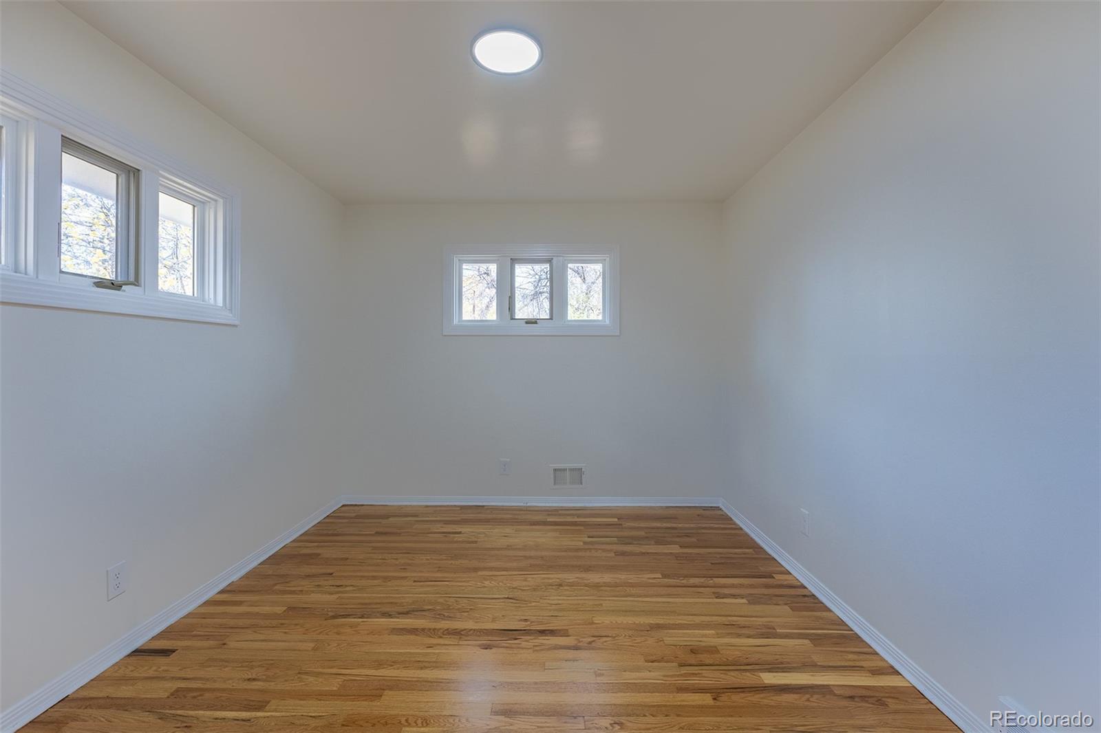 MLS Image #21 for 2820 s ivanhoe street,denver, Colorado