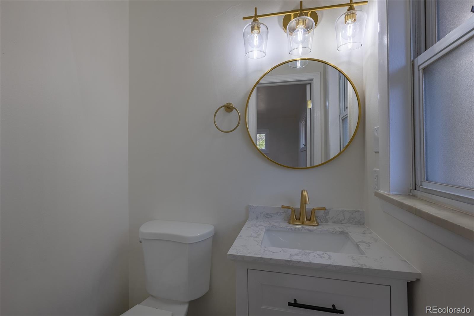 MLS Image #23 for 2820 s ivanhoe street,denver, Colorado