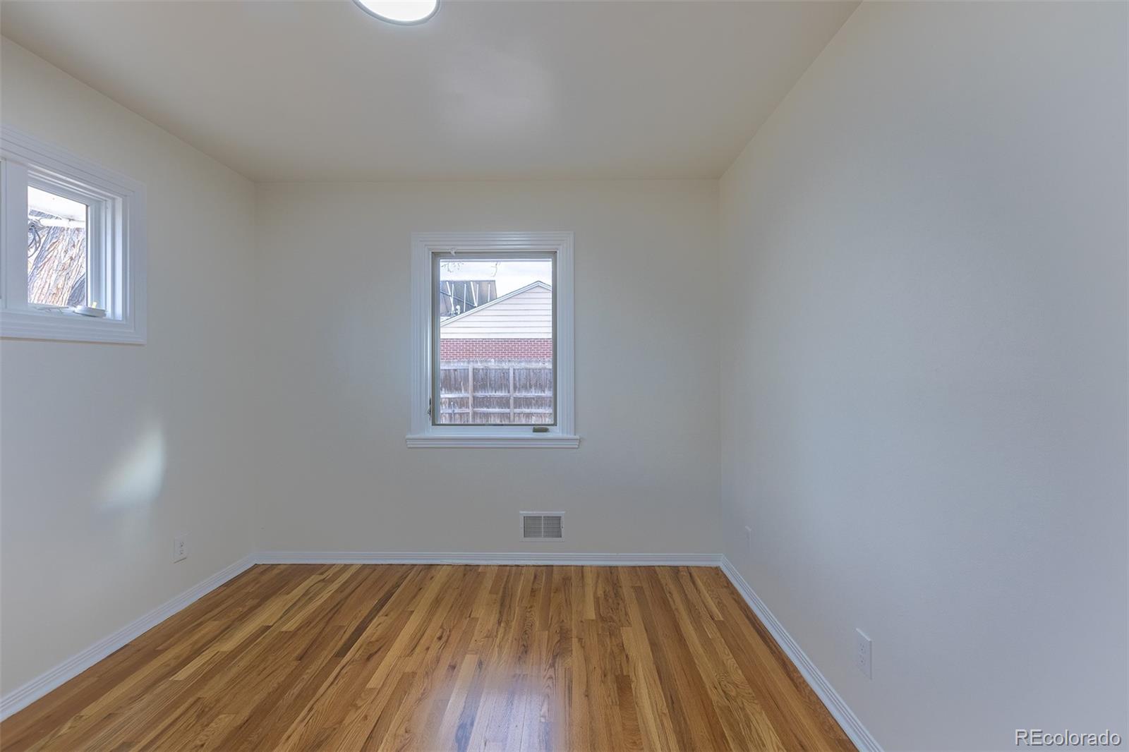 MLS Image #24 for 2820 s ivanhoe street,denver, Colorado