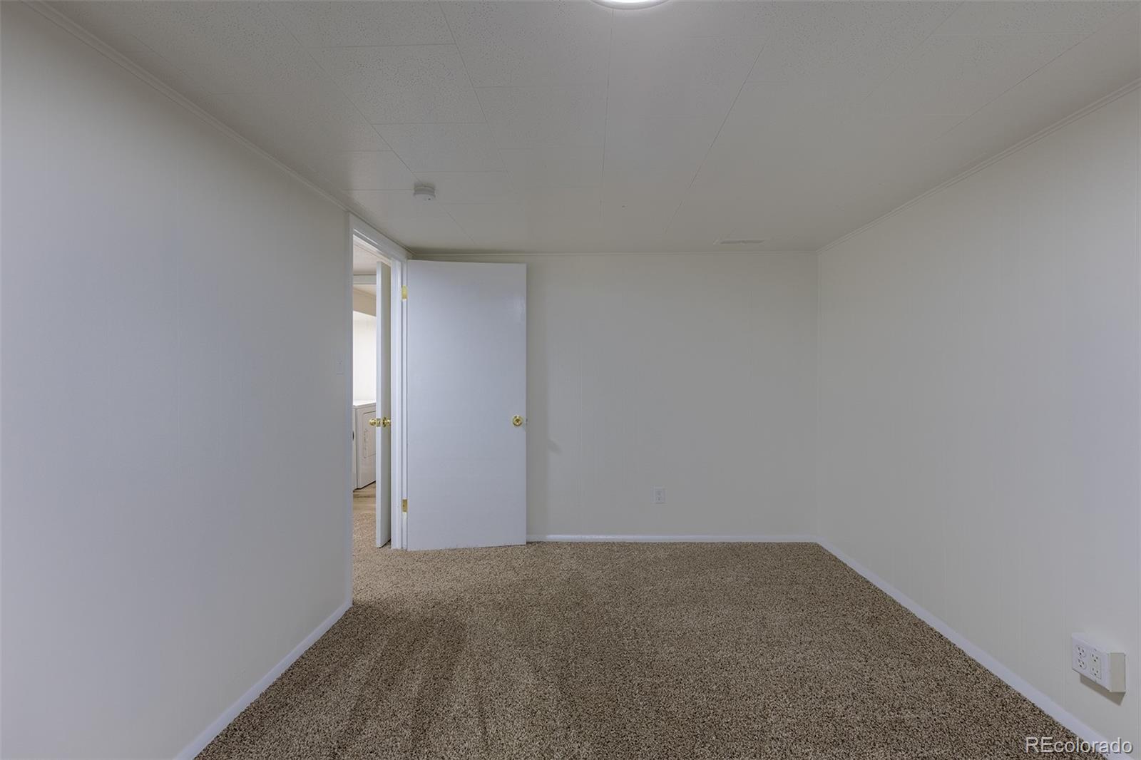 MLS Image #27 for 2820 s ivanhoe street,denver, Colorado