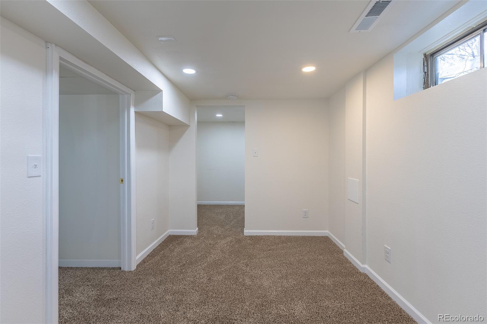 MLS Image #35 for 2820 s ivanhoe street,denver, Colorado