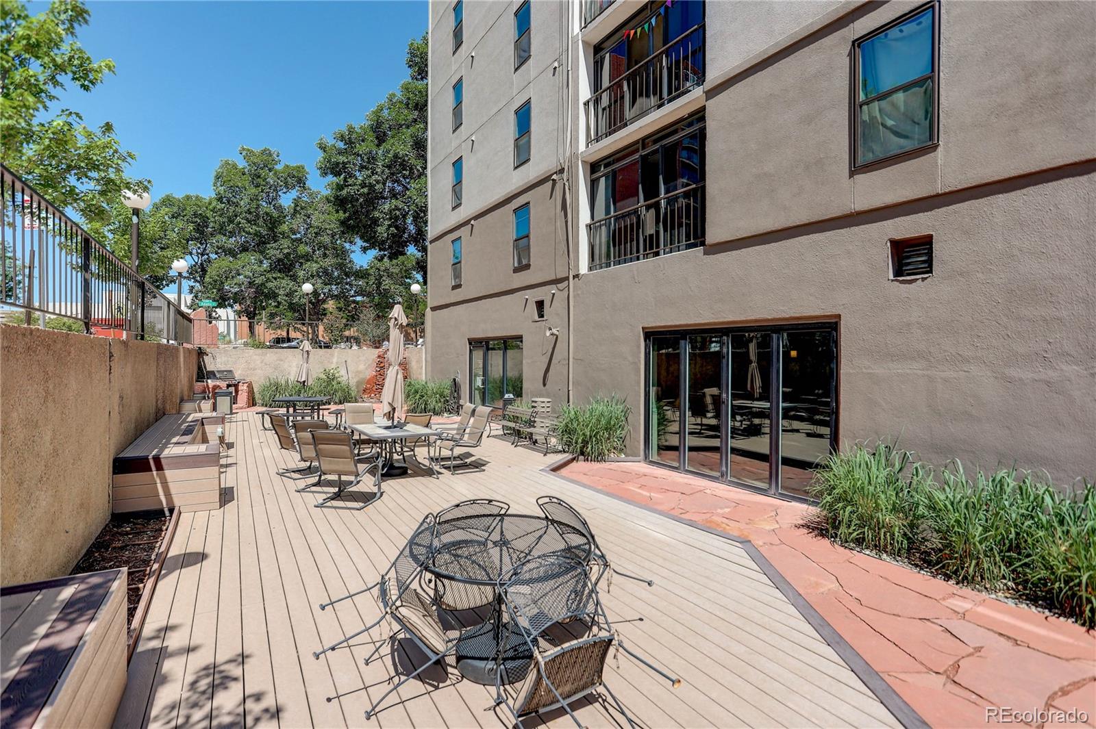 MLS Image #20 for 2  adams street 1401,denver, Colorado