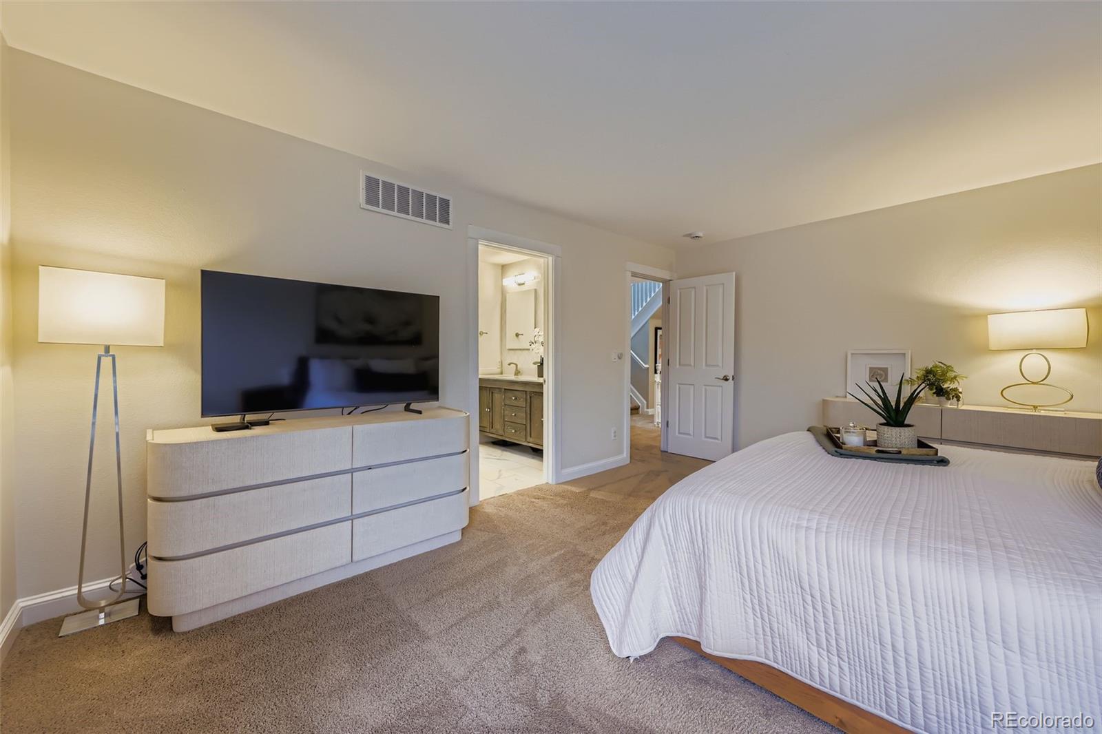 MLS Image #18 for 1050 e 7th avenue,denver, Colorado