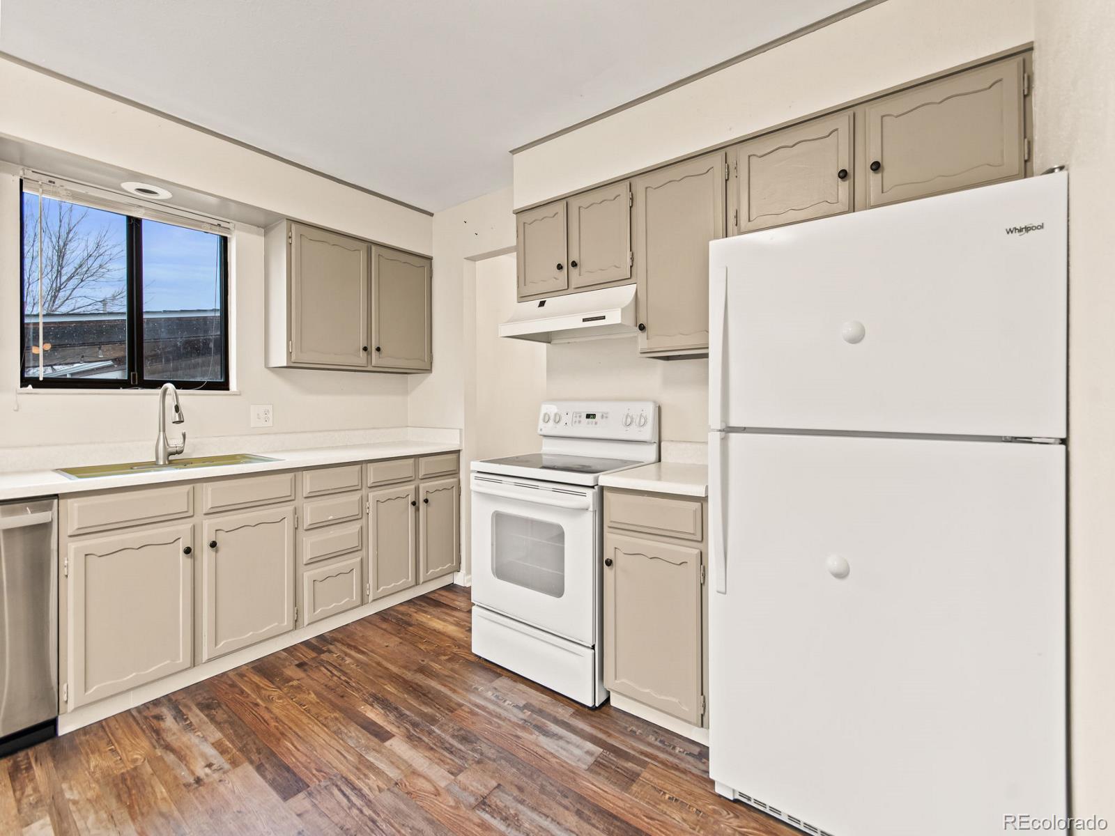 MLS Image #14 for 16229 e stanford place,aurora, Colorado