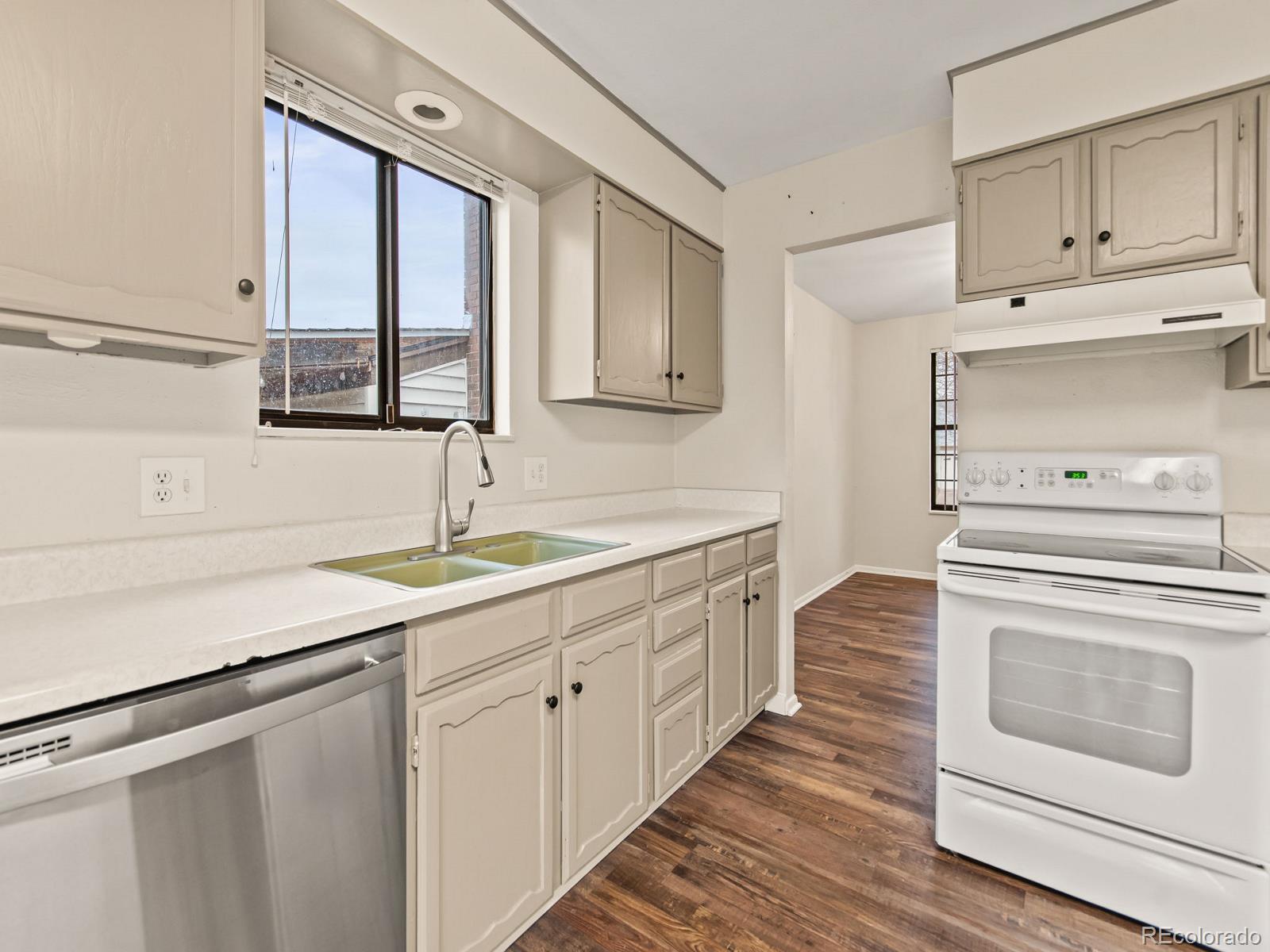 MLS Image #16 for 16229 e stanford place,aurora, Colorado