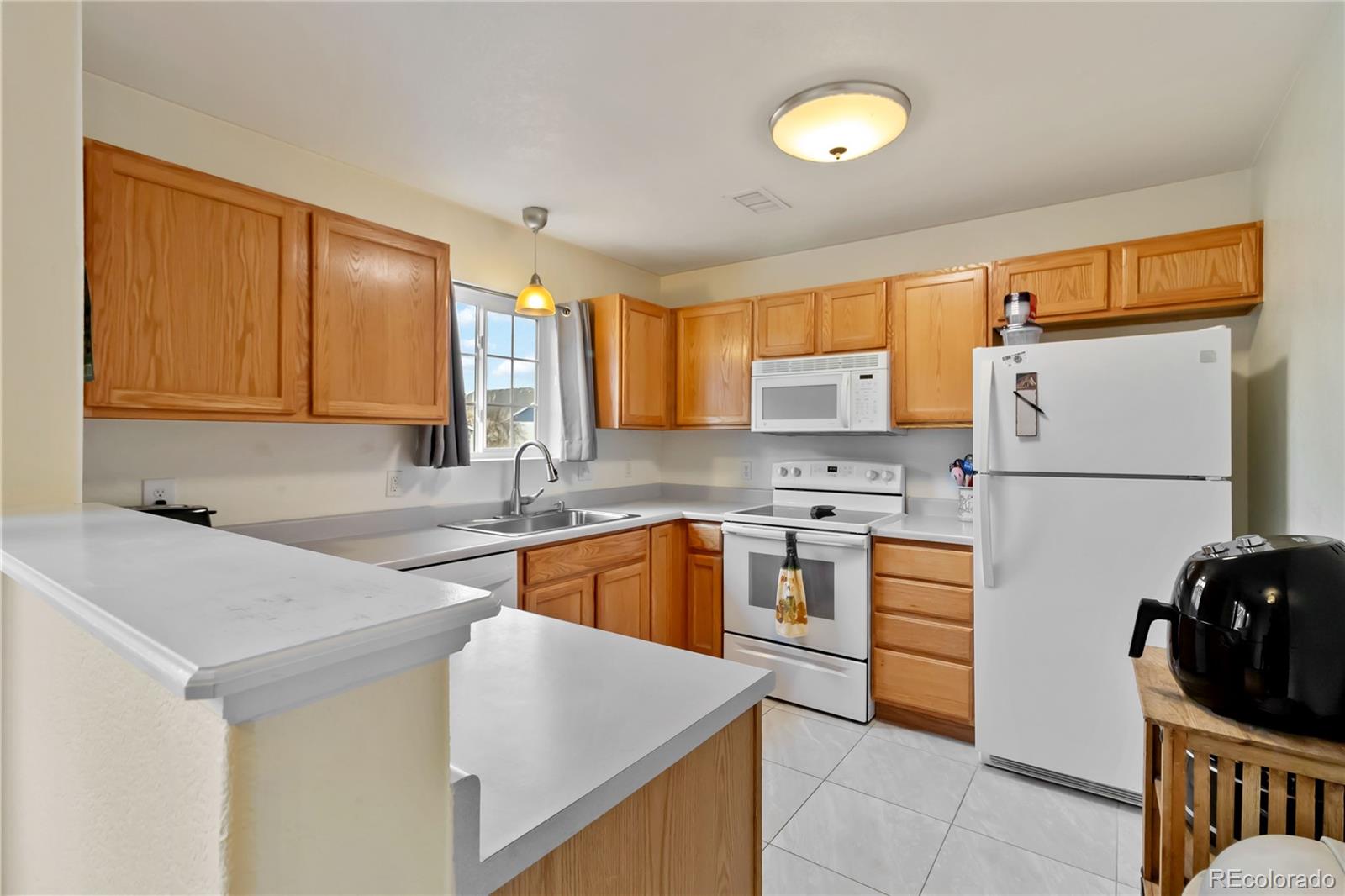 MLS Image #12 for 1338 s danube court,aurora, Colorado