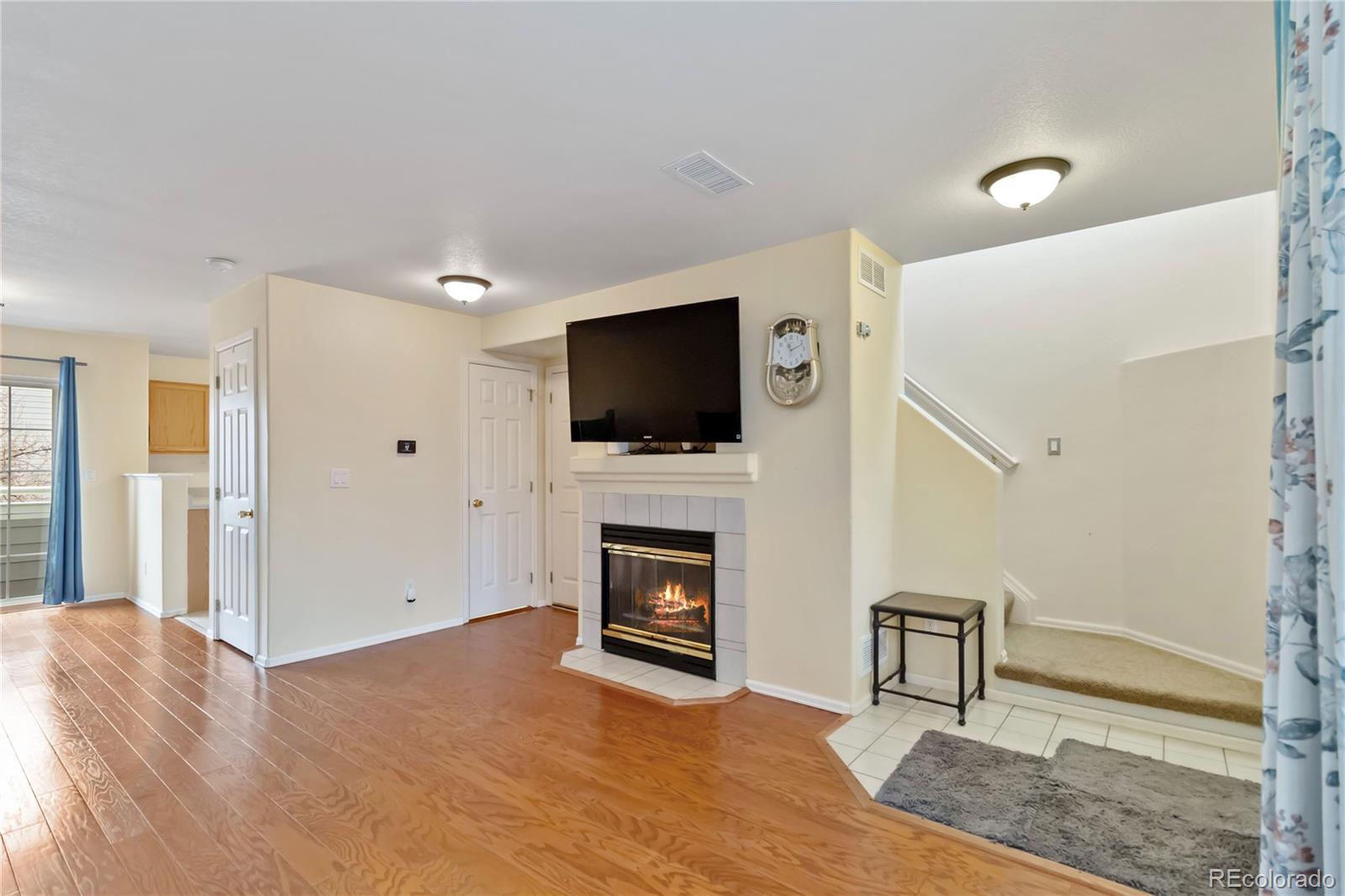 MLS Image #8 for 1338 s danube court,aurora, Colorado