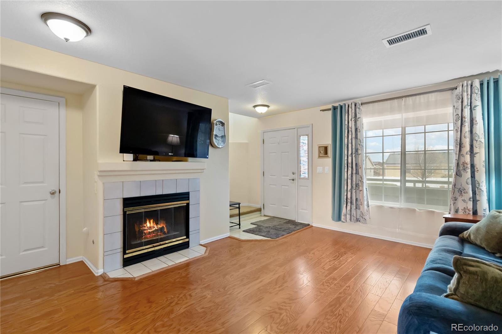 MLS Image #9 for 1338 s danube court,aurora, Colorado