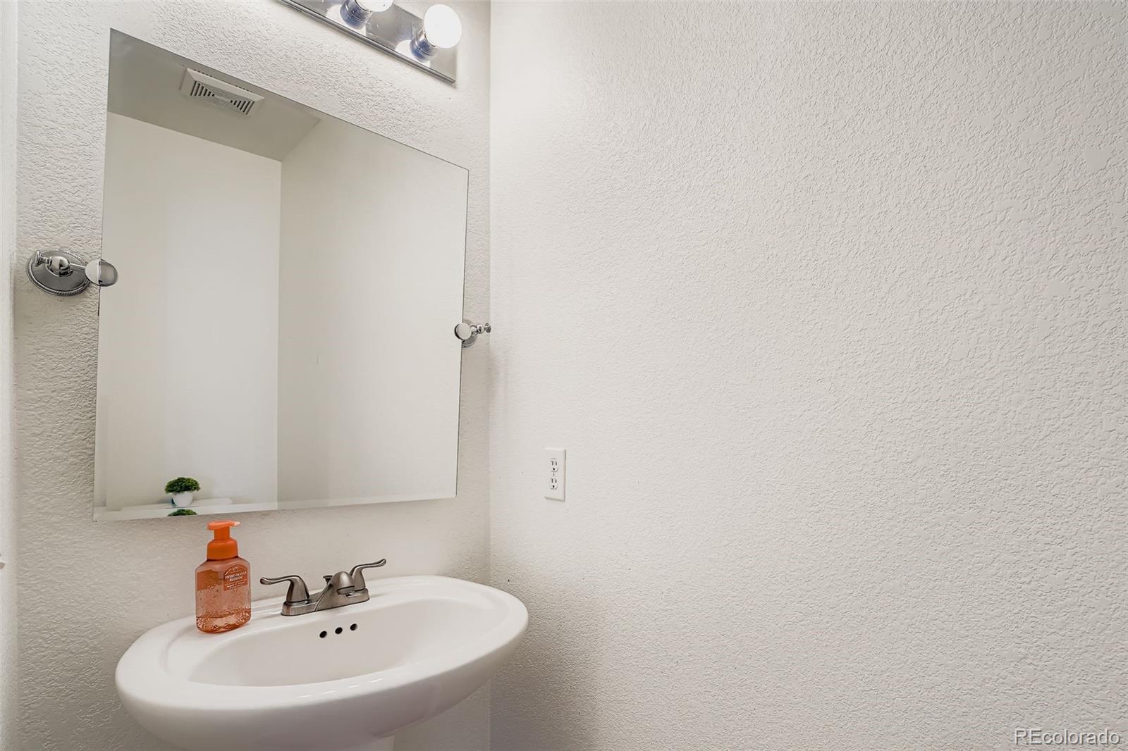 MLS Image #12 for 4250  perth circle,denver, Colorado