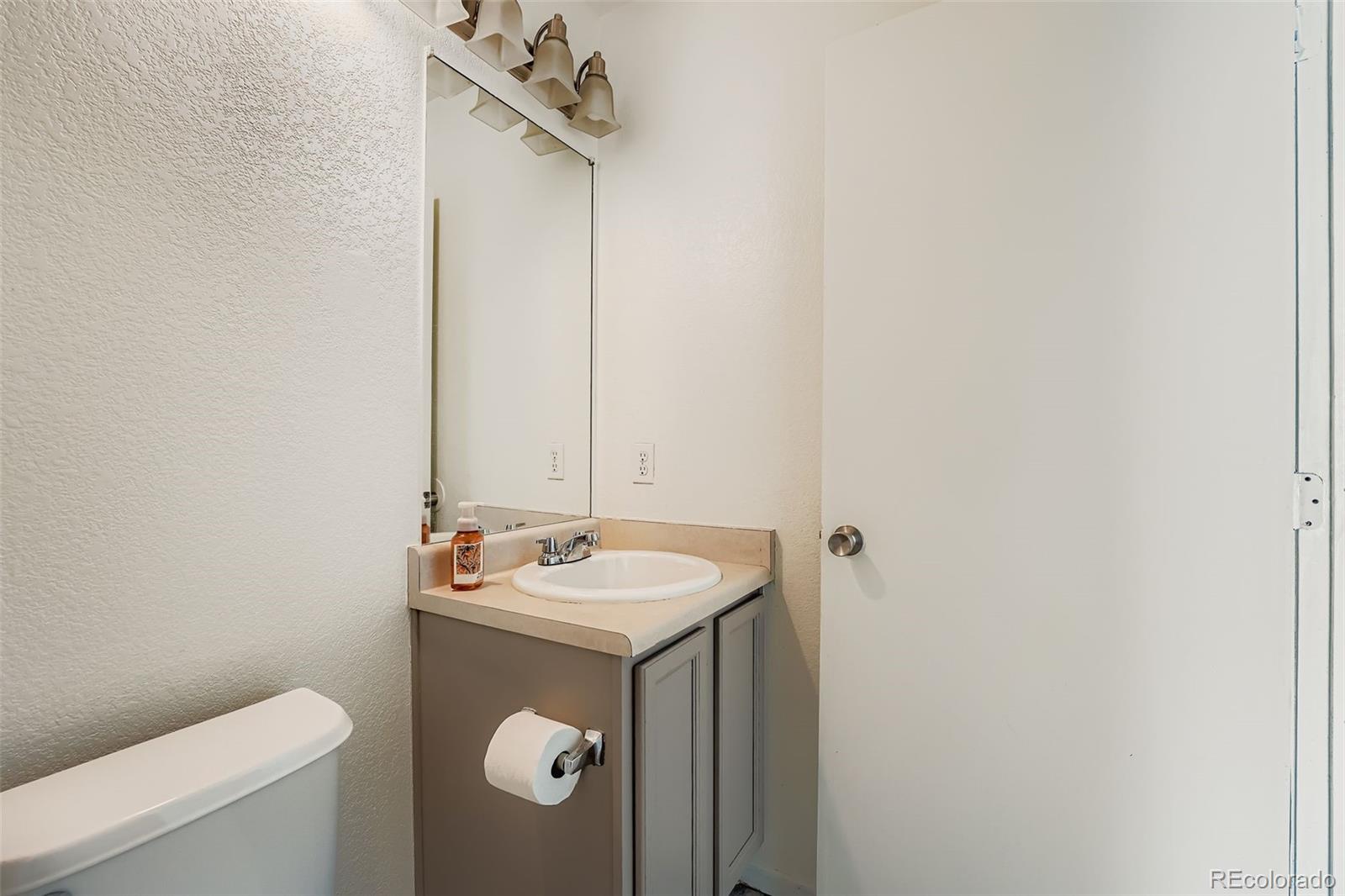 MLS Image #17 for 4250  perth circle,denver, Colorado
