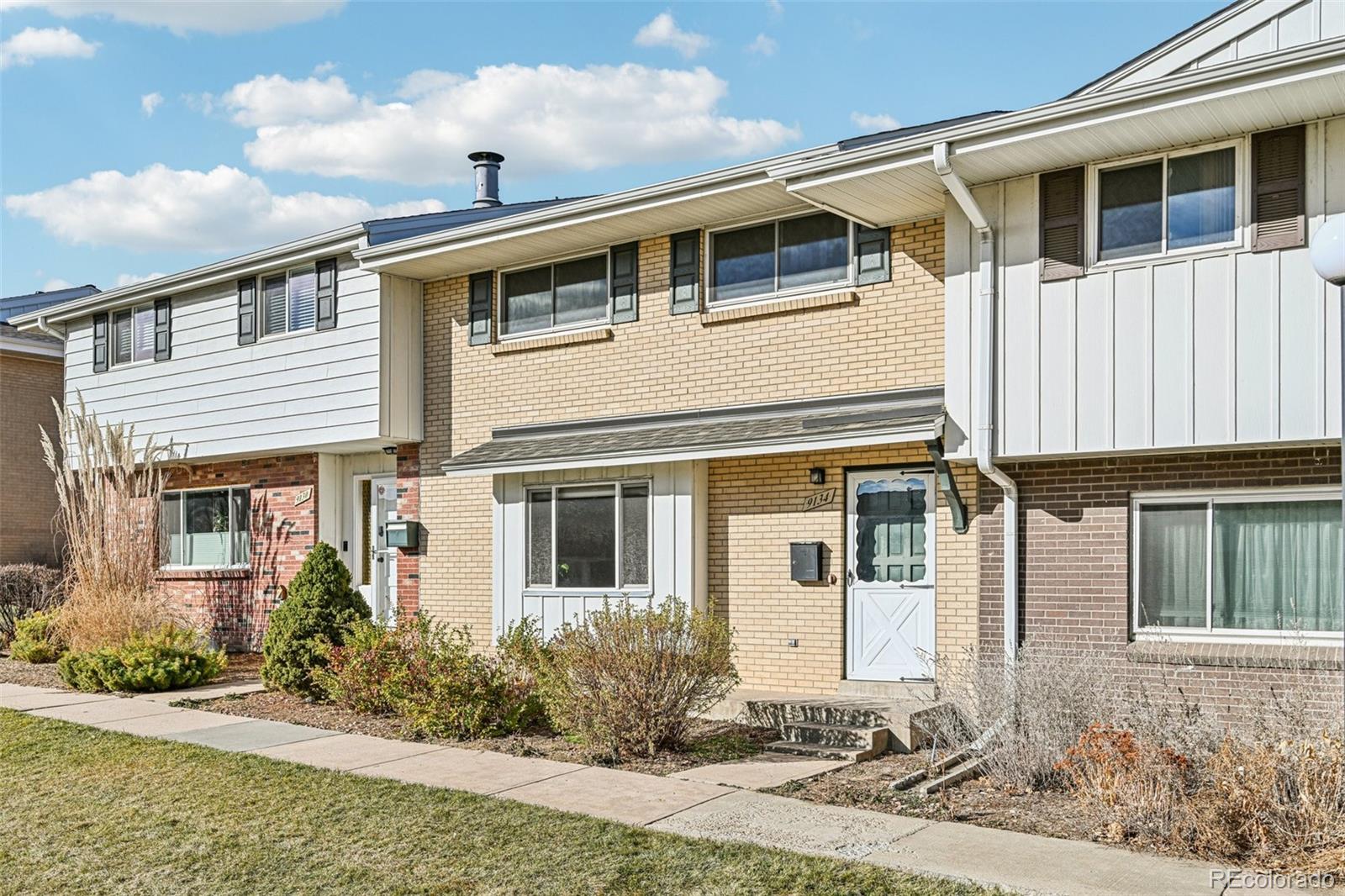 MLS Image #4 for 9134 e nassau avenue ,denver, Colorado