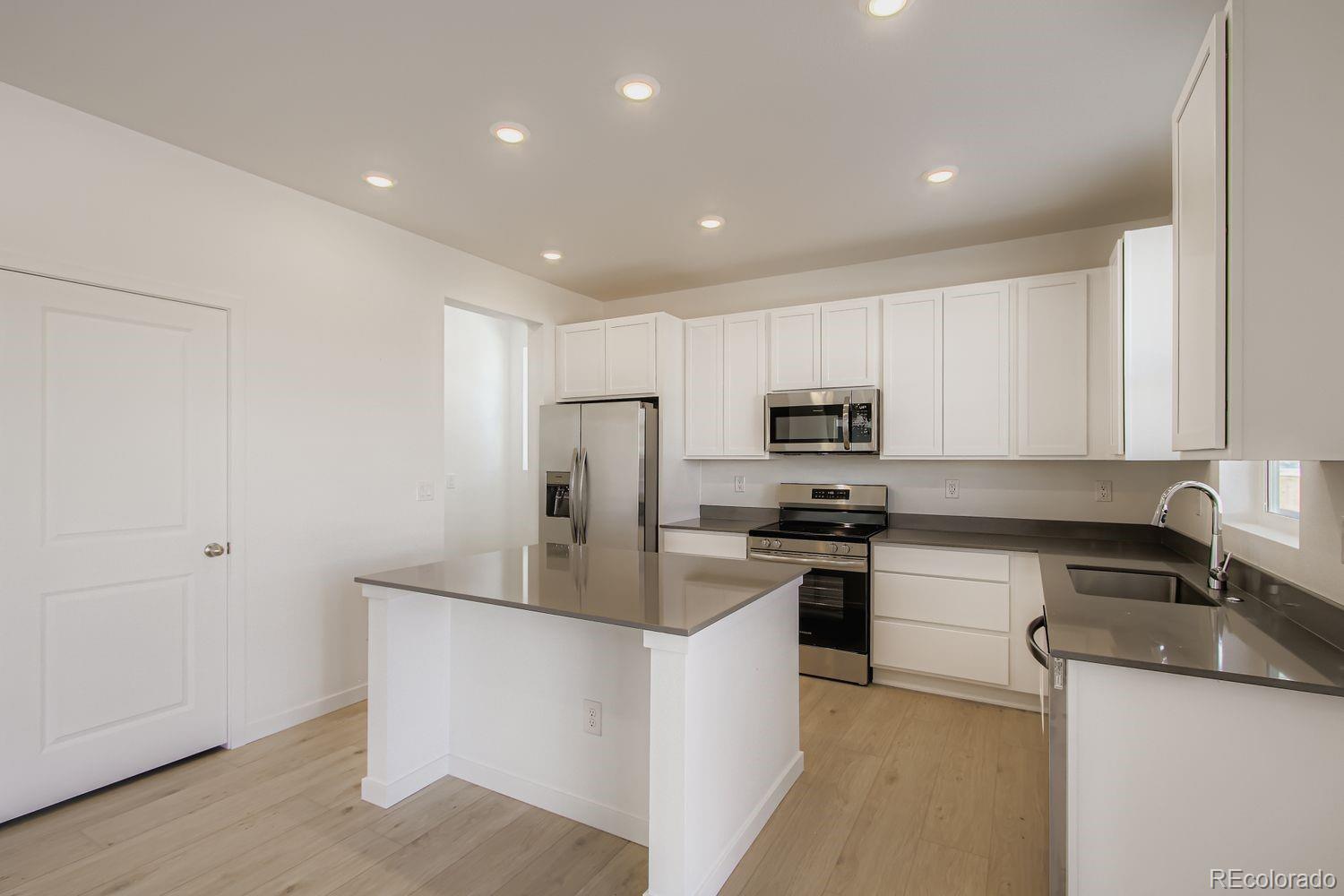 MLS Image #3 for 12767 w geddes drive,littleton, Colorado
