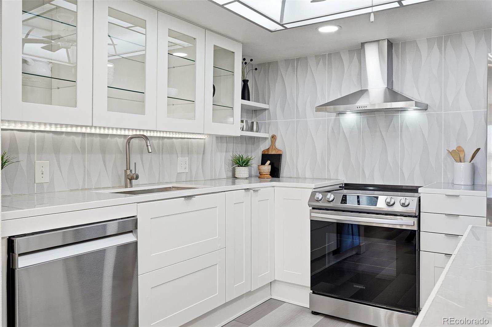 MLS Image #14 for 13691 e marina drive 408,aurora, Colorado