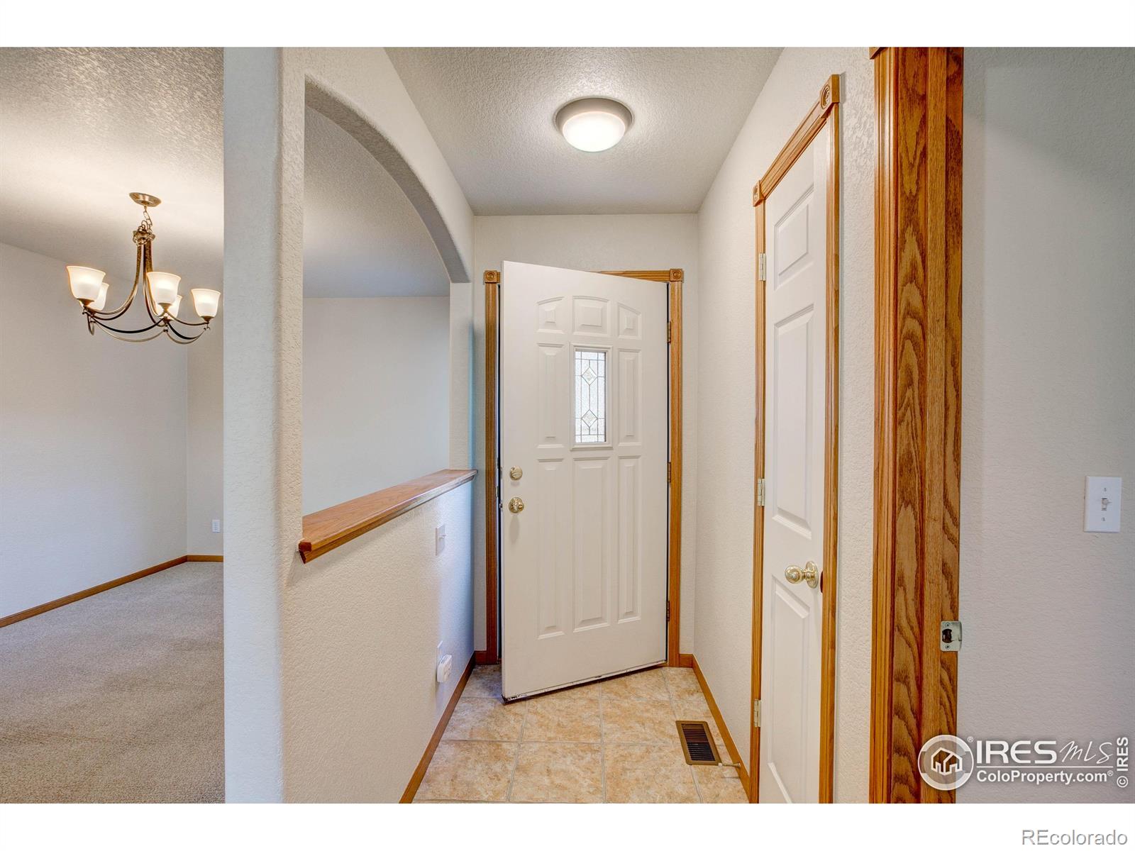 MLS Image #4 for 627  moose court,loveland, Colorado