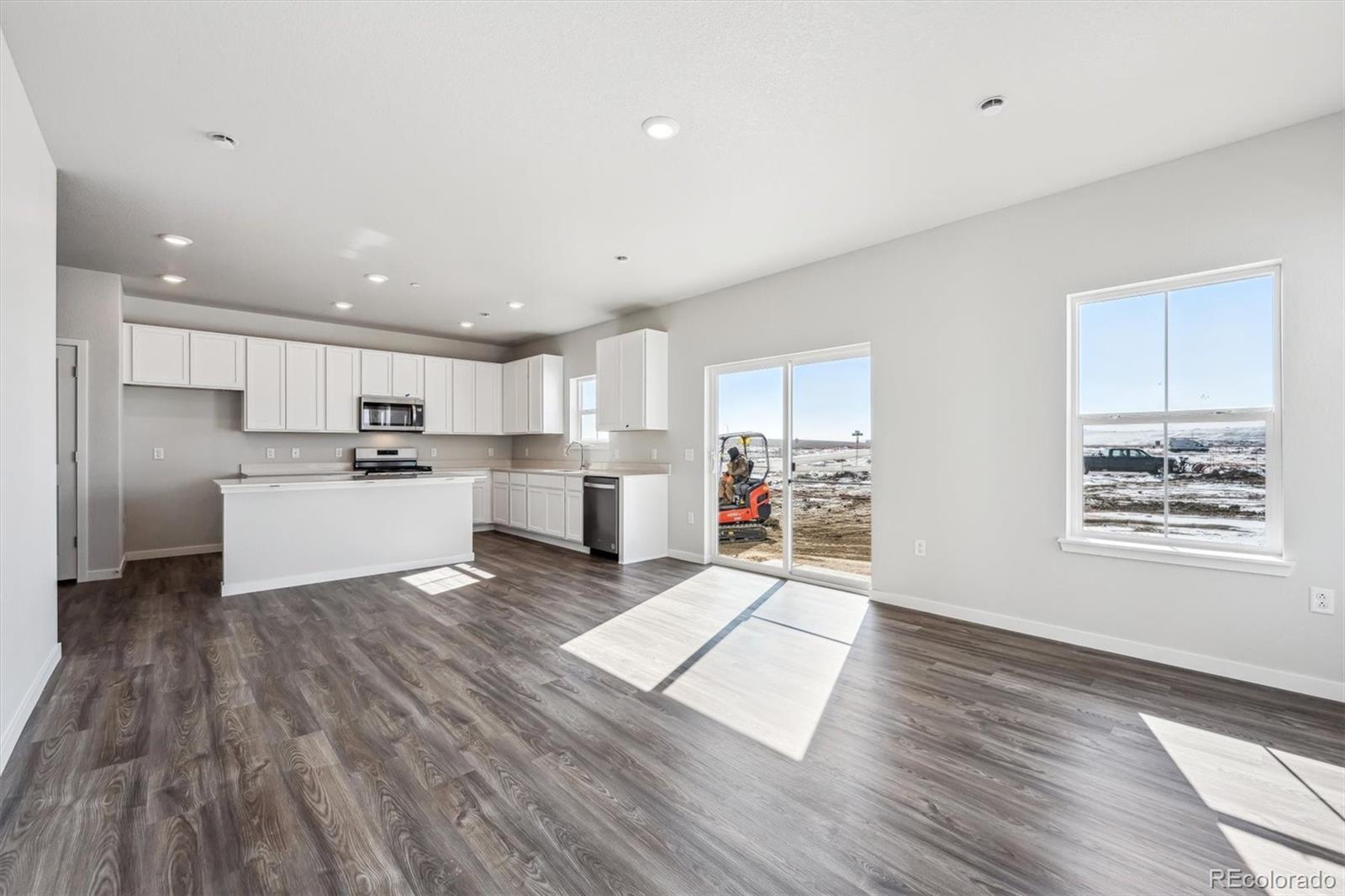 MLS Image #5 for 9424  danube street,commerce city, Colorado