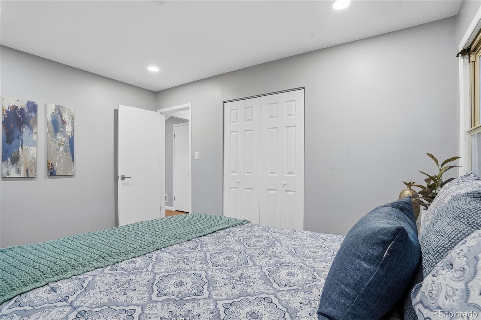 MLS Image #12 for 4200 s bannock street,englewood, Colorado