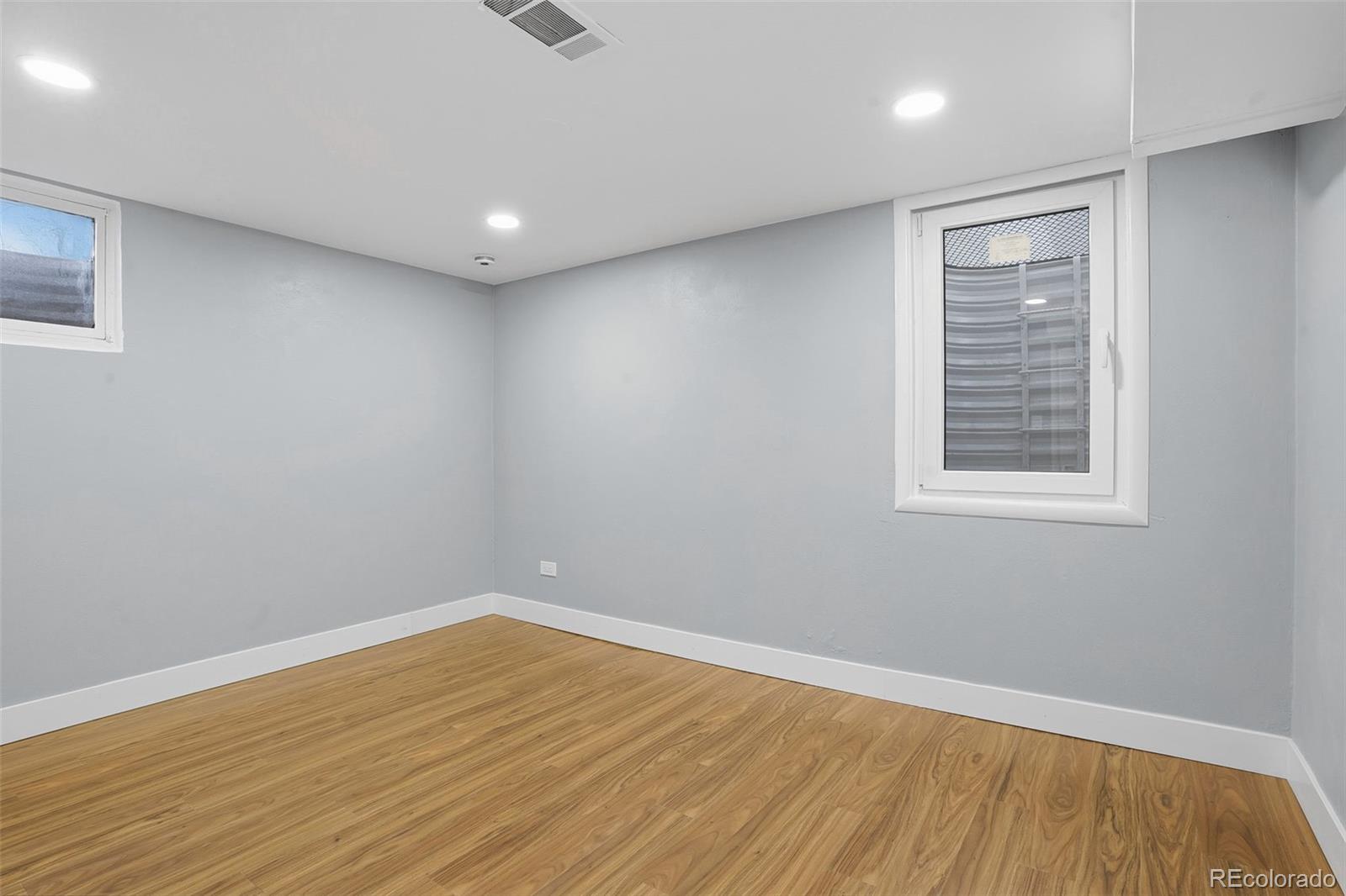 MLS Image #15 for 4200 s bannock street,englewood, Colorado