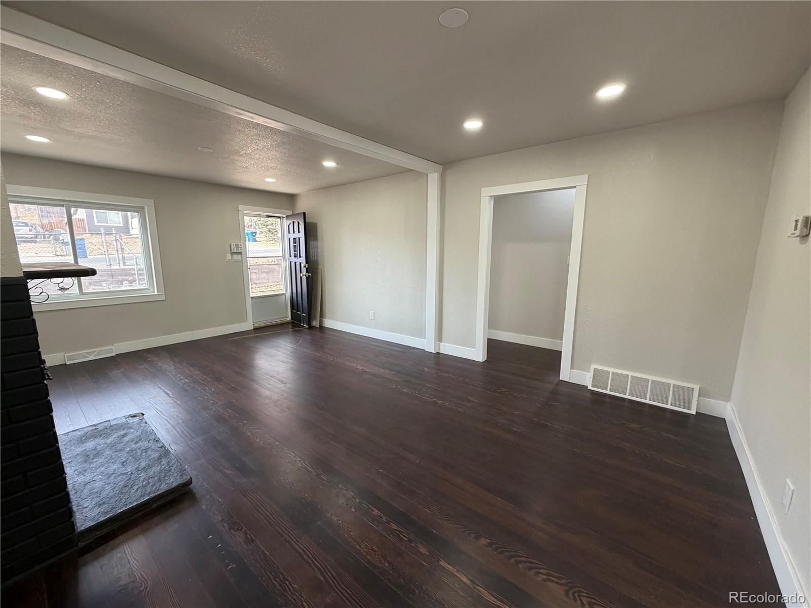 MLS Image #5 for 3330 s bryant street,englewood, Colorado