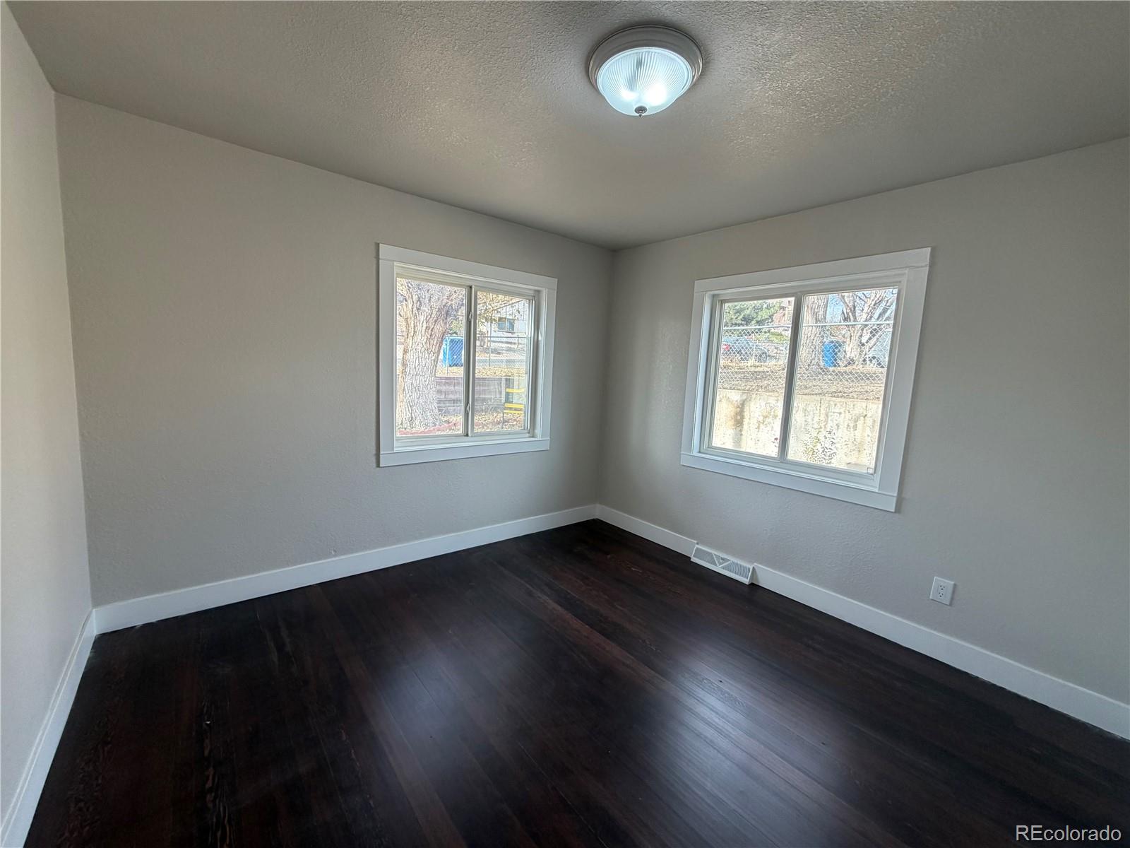 MLS Image #8 for 3330 s bryant street,englewood, Colorado