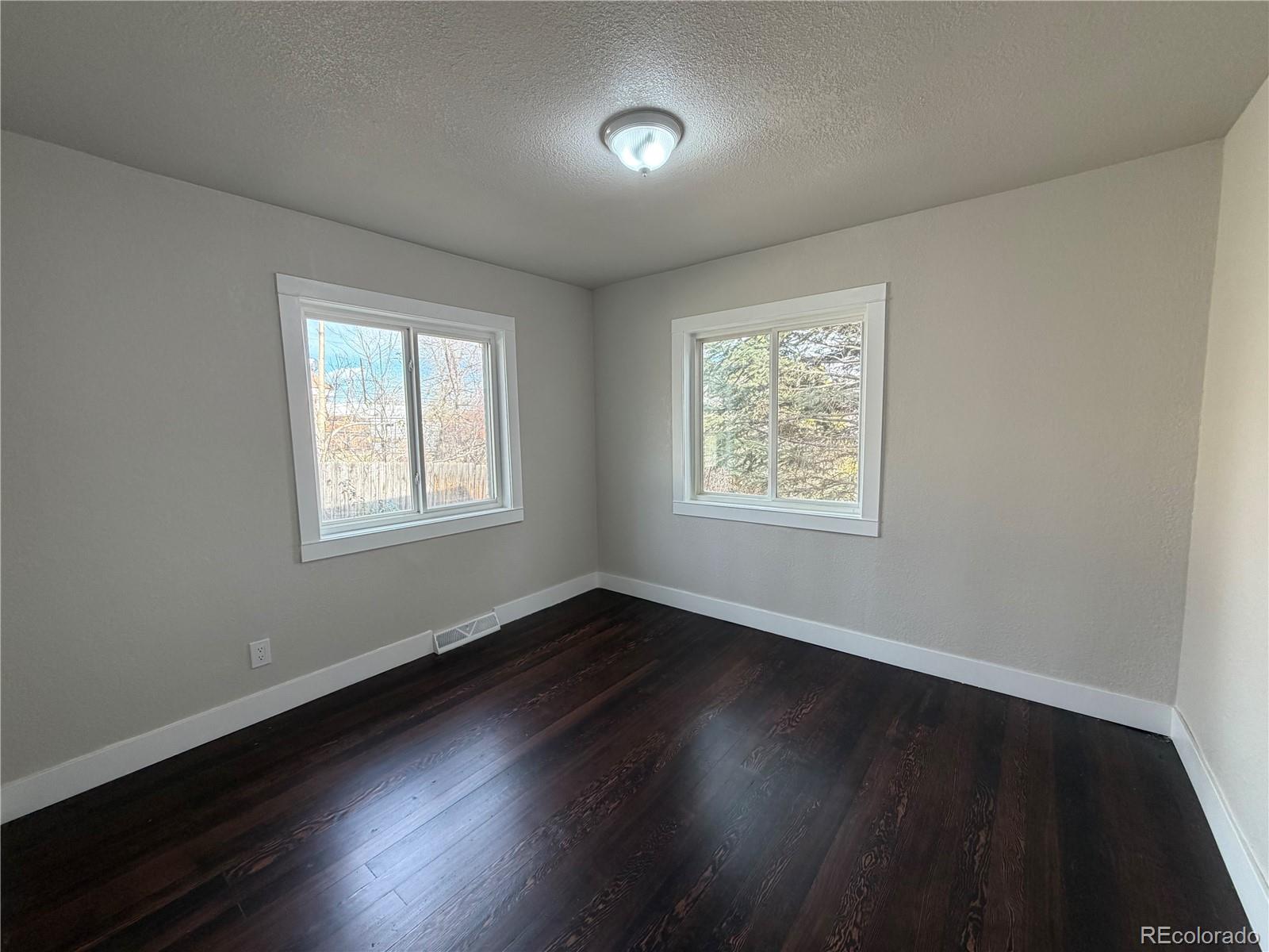 MLS Image #9 for 3330 s bryant street,englewood, Colorado
