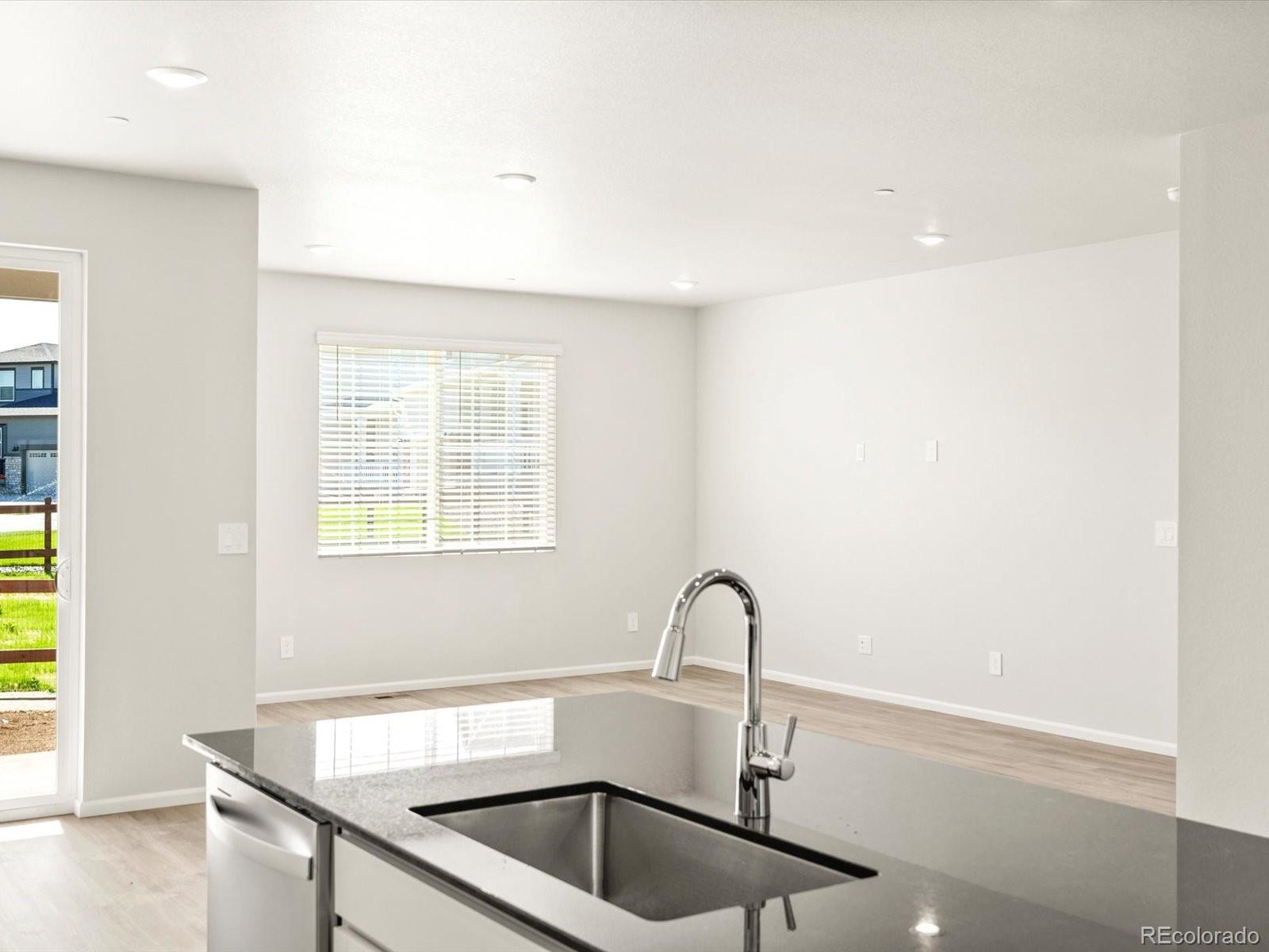 MLS Image #12 for 17590 e 88th place,commerce city, Colorado