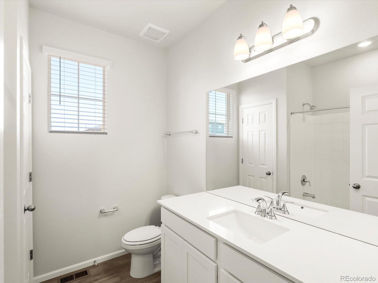 MLS Image #5 for 17590 e 88th place,commerce city, Colorado