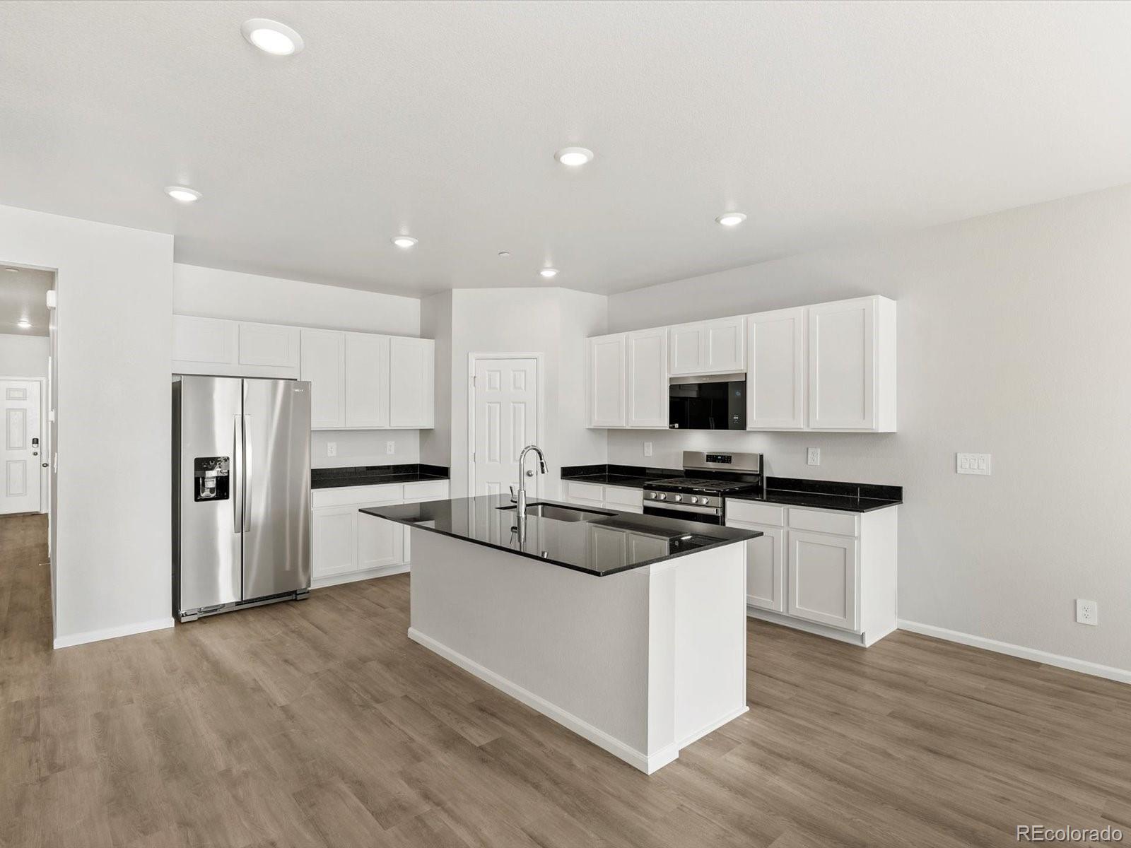 MLS Image #8 for 17590 e 88th place,commerce city, Colorado