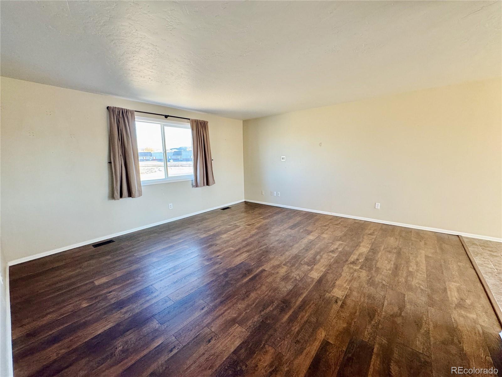 MLS Image #8 for 500  rider road,rangely, Colorado