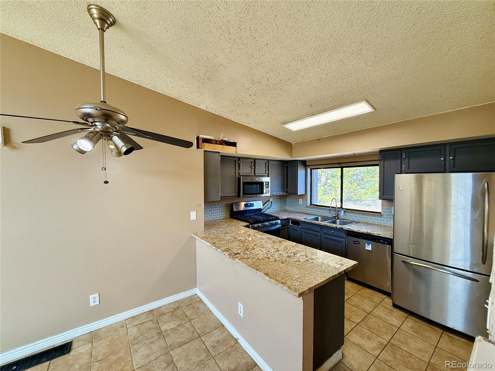 MLS Image #6 for 11977 w bowles circle,littleton, Colorado
