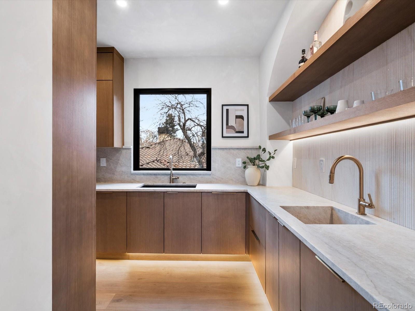 MLS Image #11 for 950 s steele street,denver, Colorado