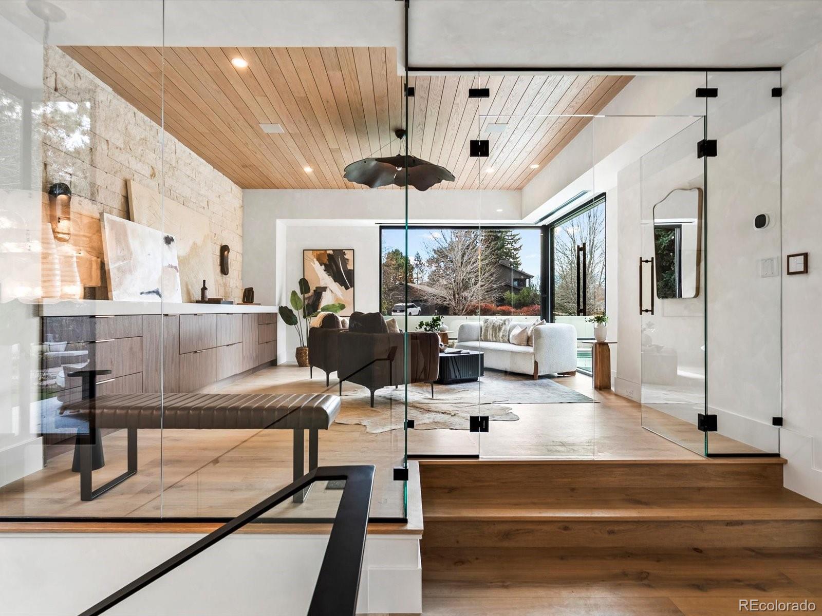 MLS Image #15 for 950 s steele street,denver, Colorado