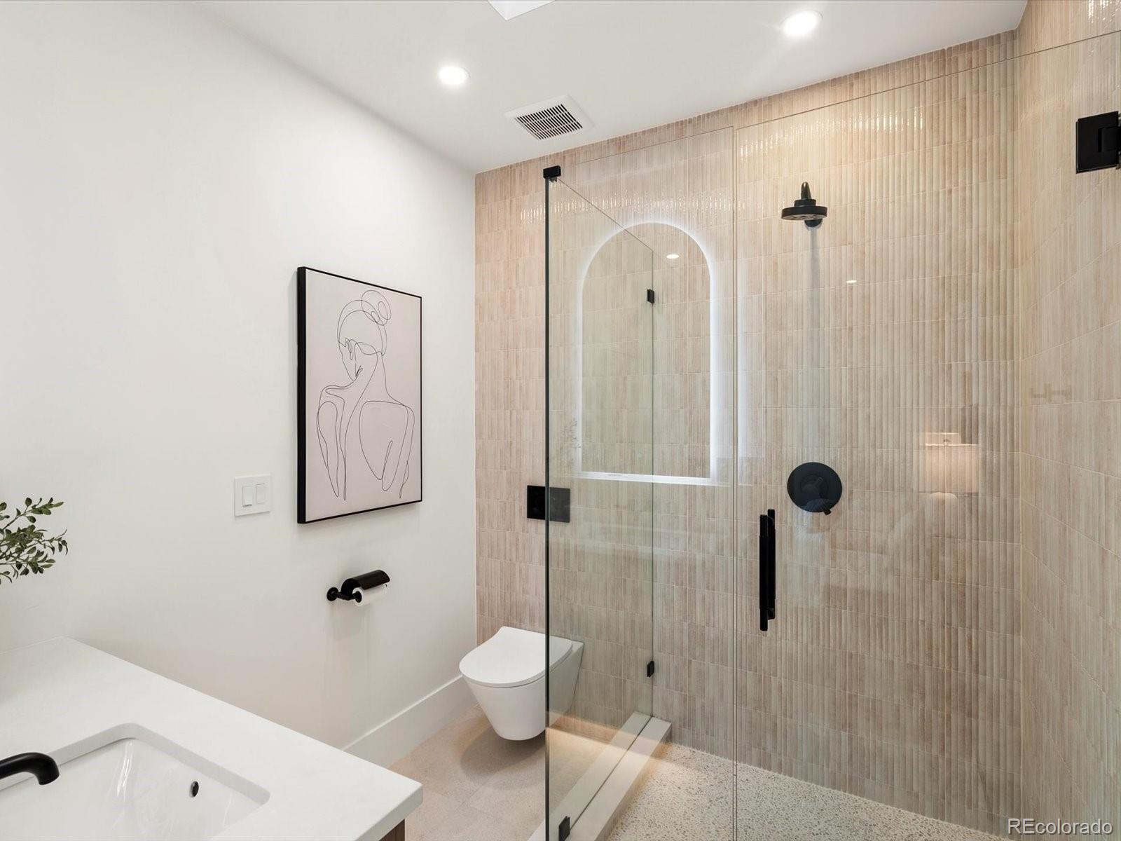 MLS Image #26 for 950 s steele street,denver, Colorado