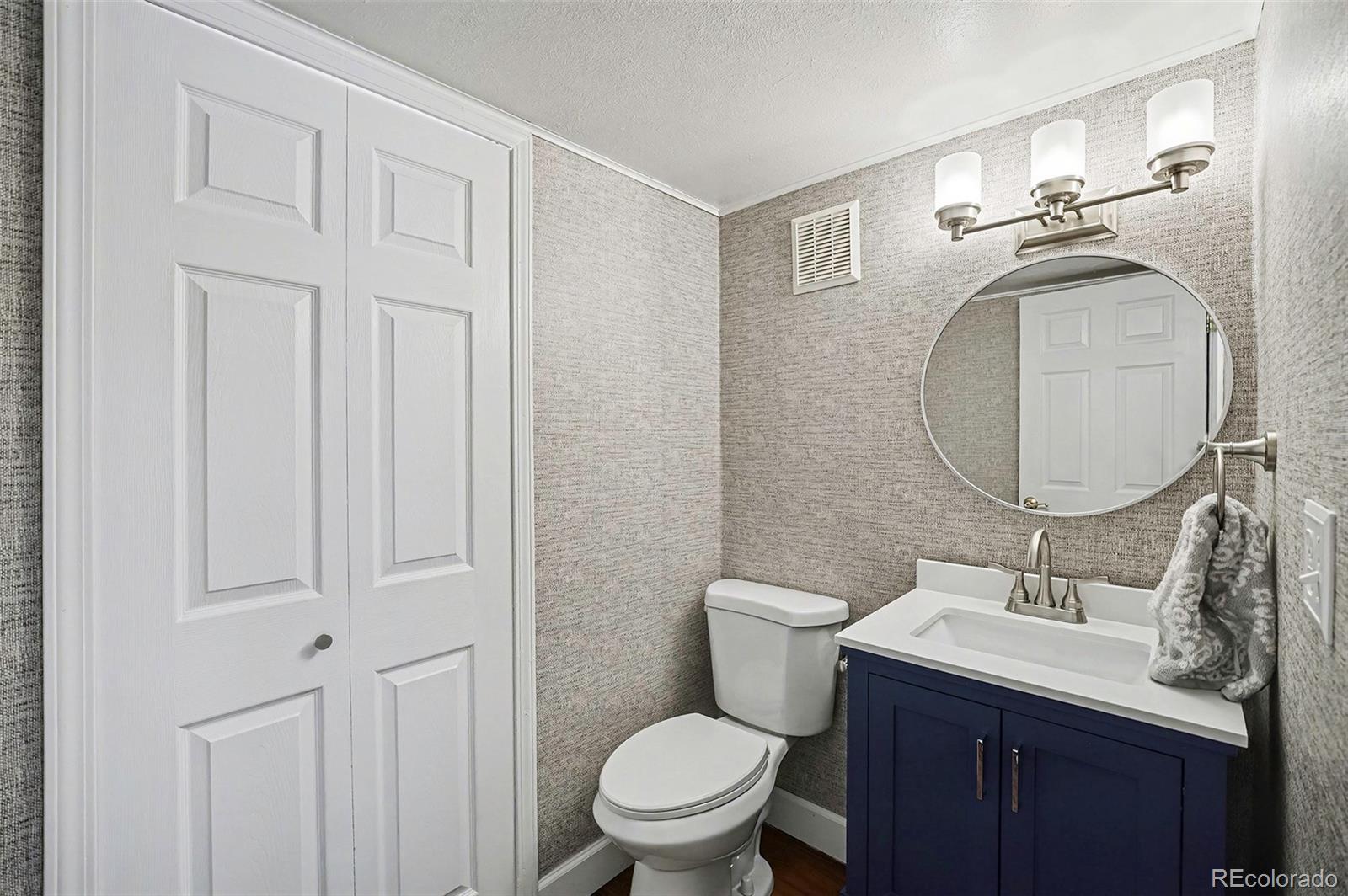 MLS Image #10 for 7197 s fairfax court,centennial, Colorado