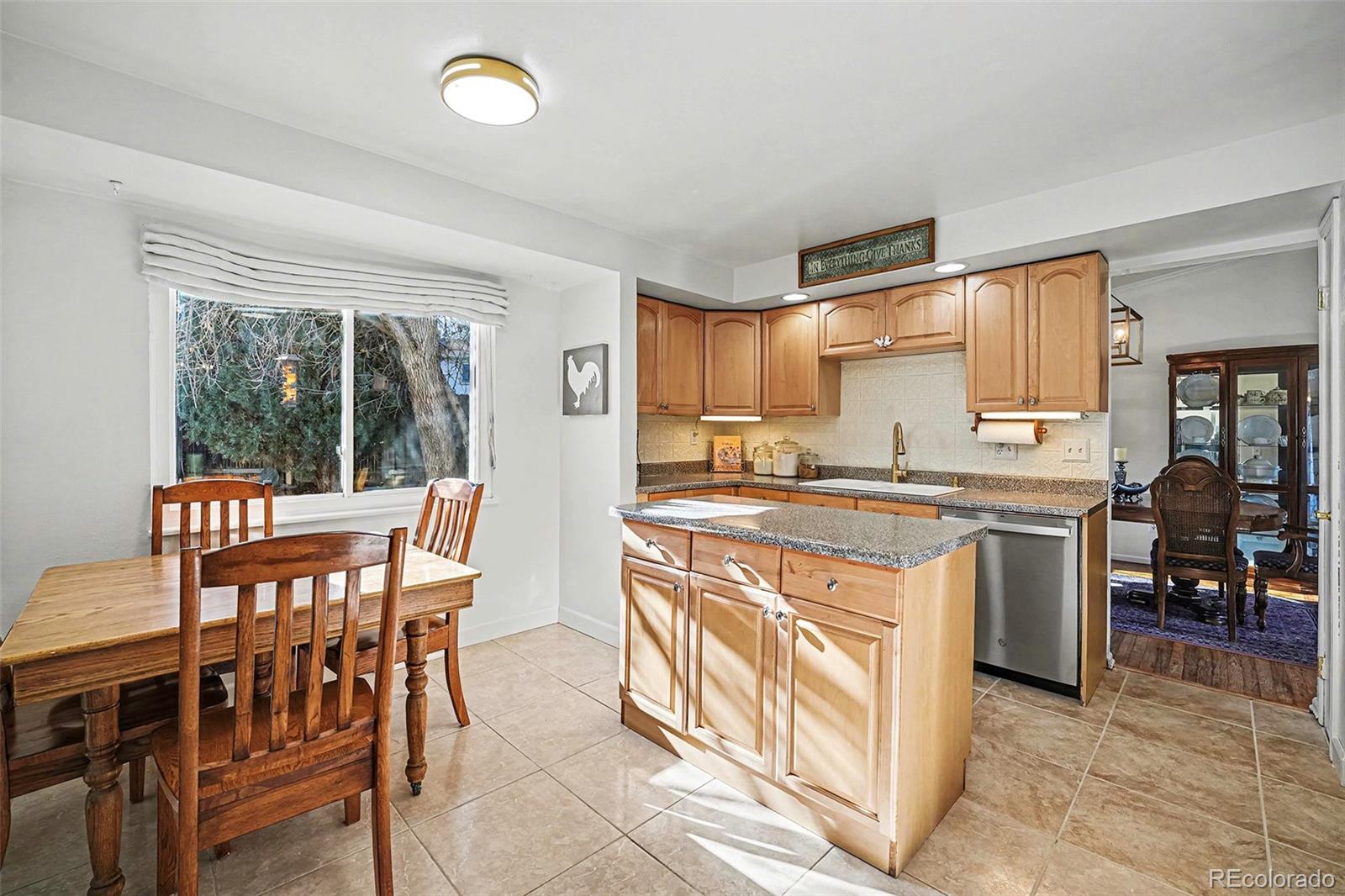 MLS Image #6 for 7197 s fairfax court,centennial, Colorado