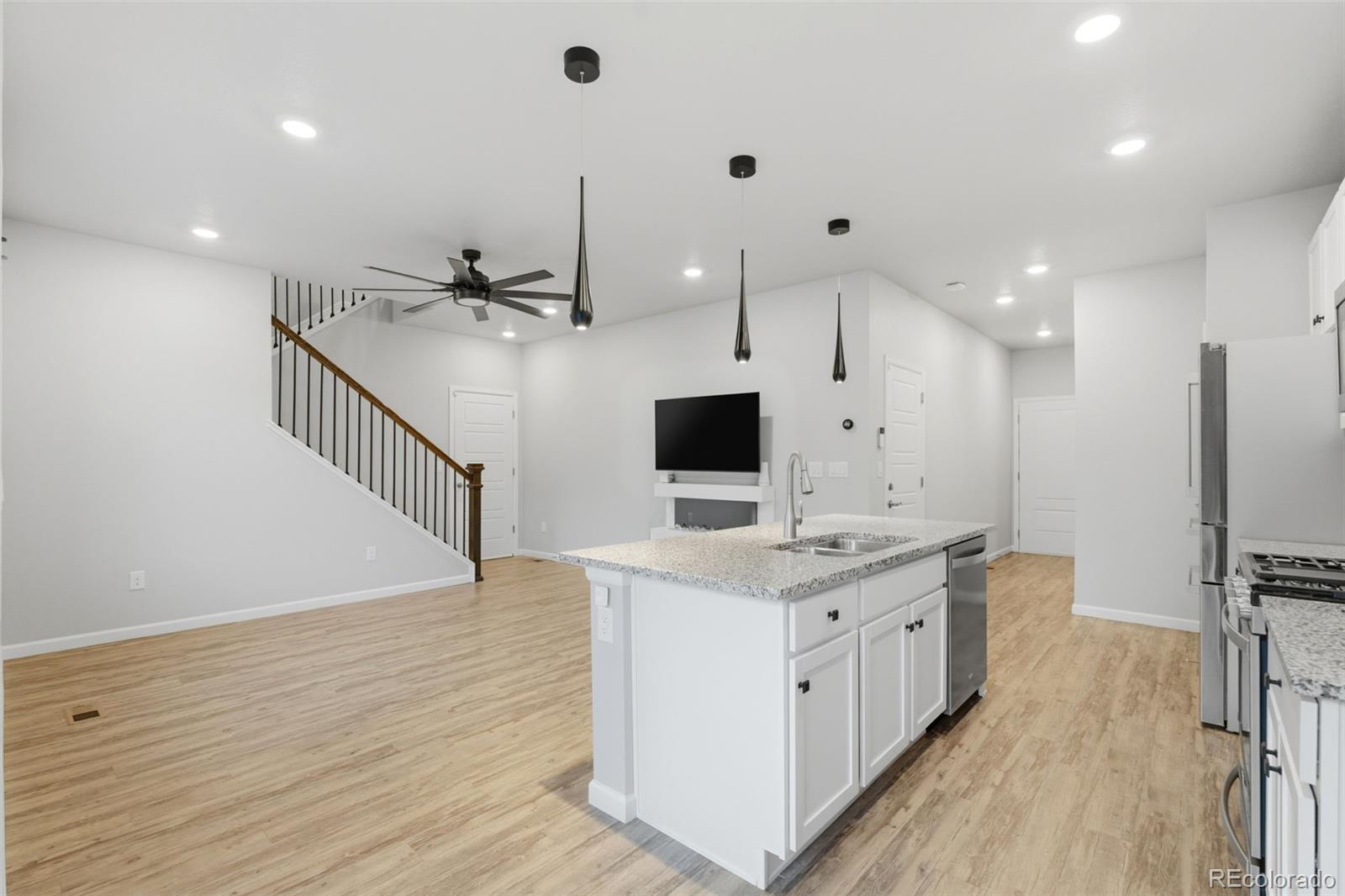 MLS Image #10 for 5469  blue lunar lane,castle rock, Colorado