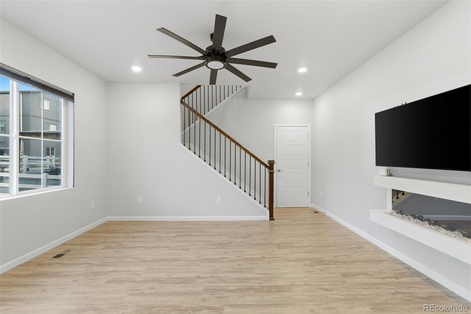 MLS Image #16 for 5469  blue lunar lane,castle rock, Colorado