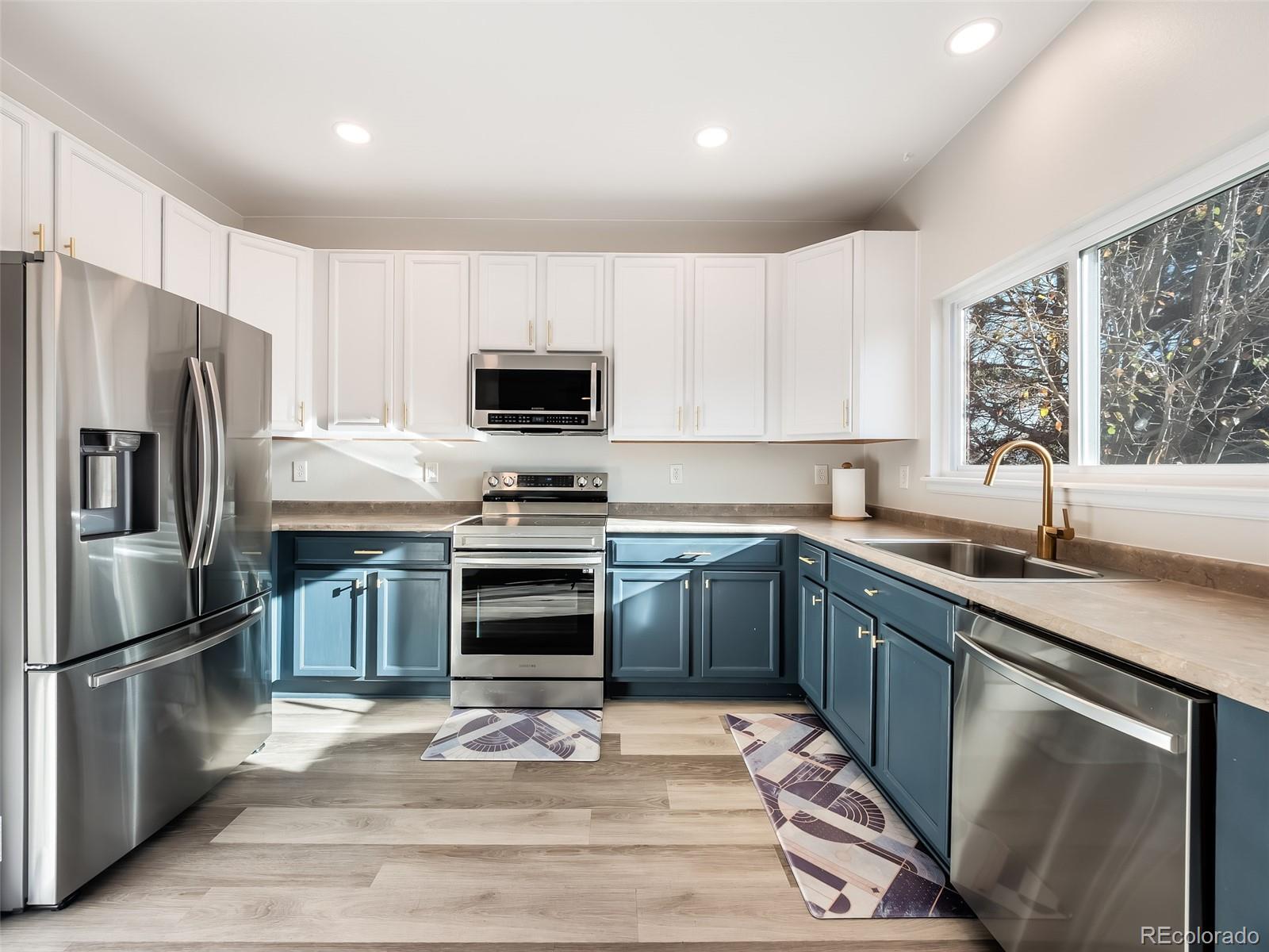 MLS Image #3 for 188 s granby court,aurora, Colorado