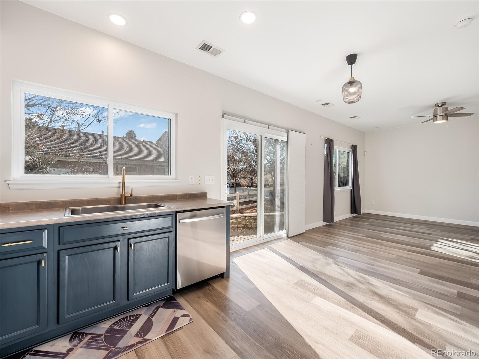 MLS Image #5 for 188 s granby court,aurora, Colorado
