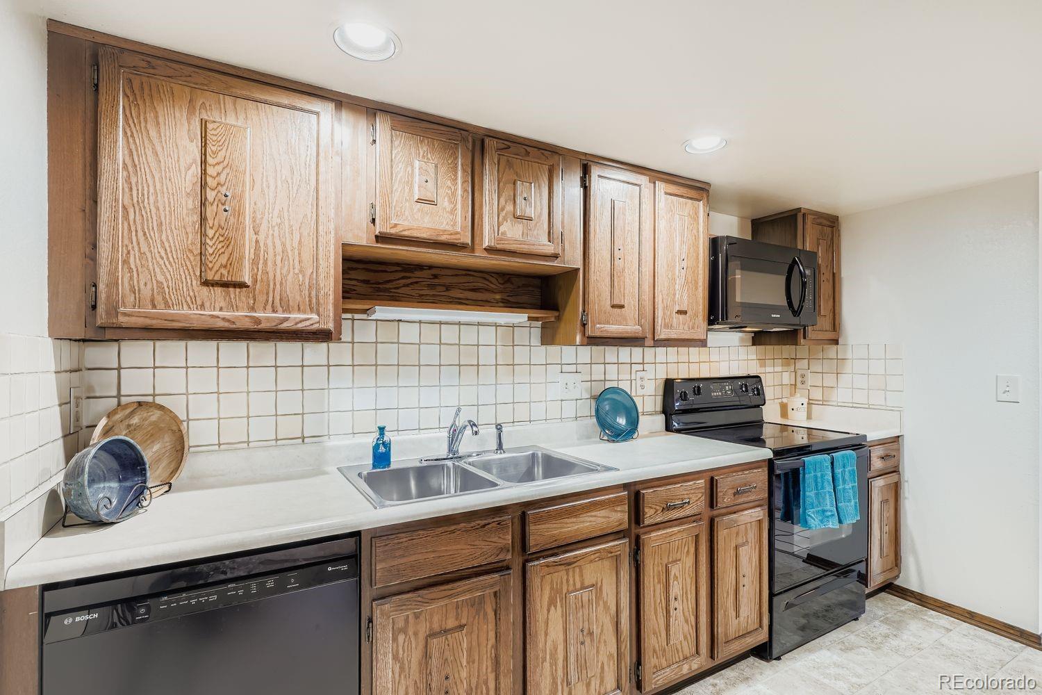 MLS Image #5 for 3675 s cherokee street,englewood, Colorado