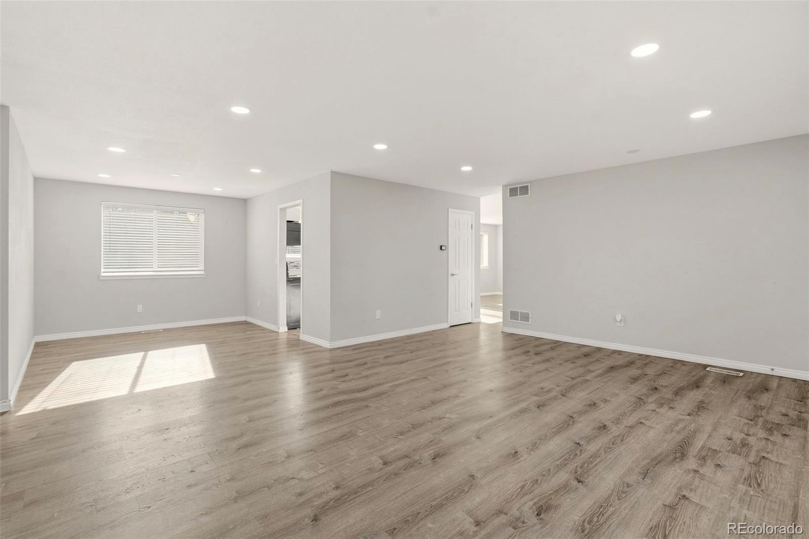 MLS Image #4 for 3880 e 117th avenue,thornton, Colorado