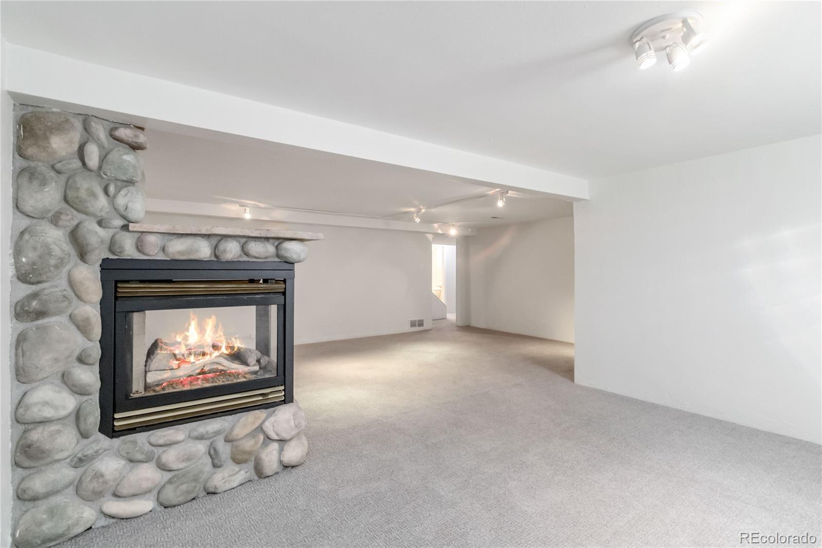 MLS Image #16 for 1385 n fairfax street,denver, Colorado