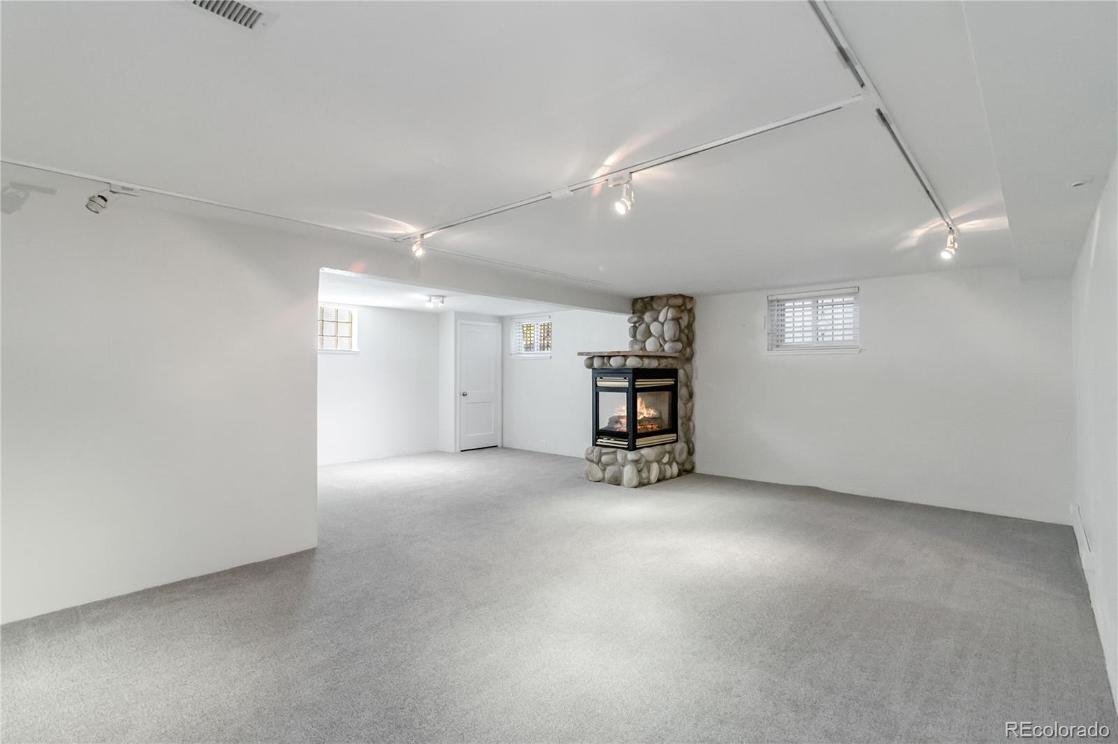 MLS Image #17 for 1385 n fairfax street,denver, Colorado