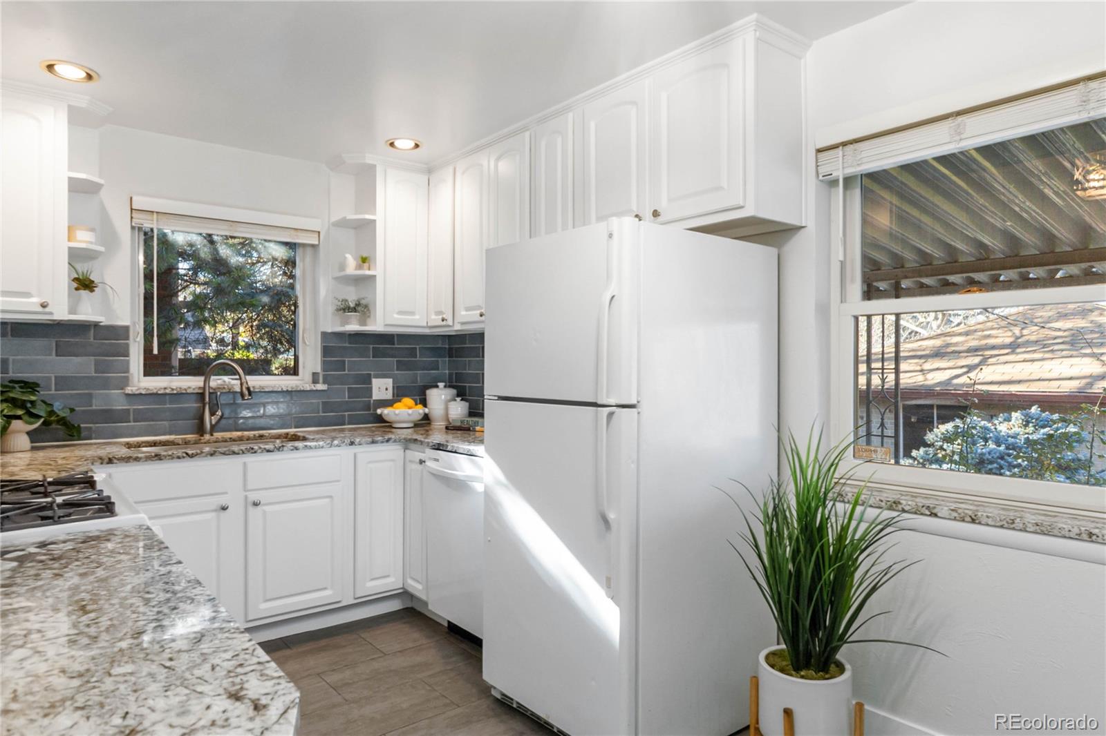 MLS Image #9 for 1385 n fairfax street,denver, Colorado