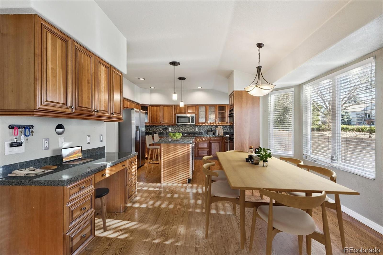 MLS Image #8 for 5042 s auckland court,aurora, Colorado